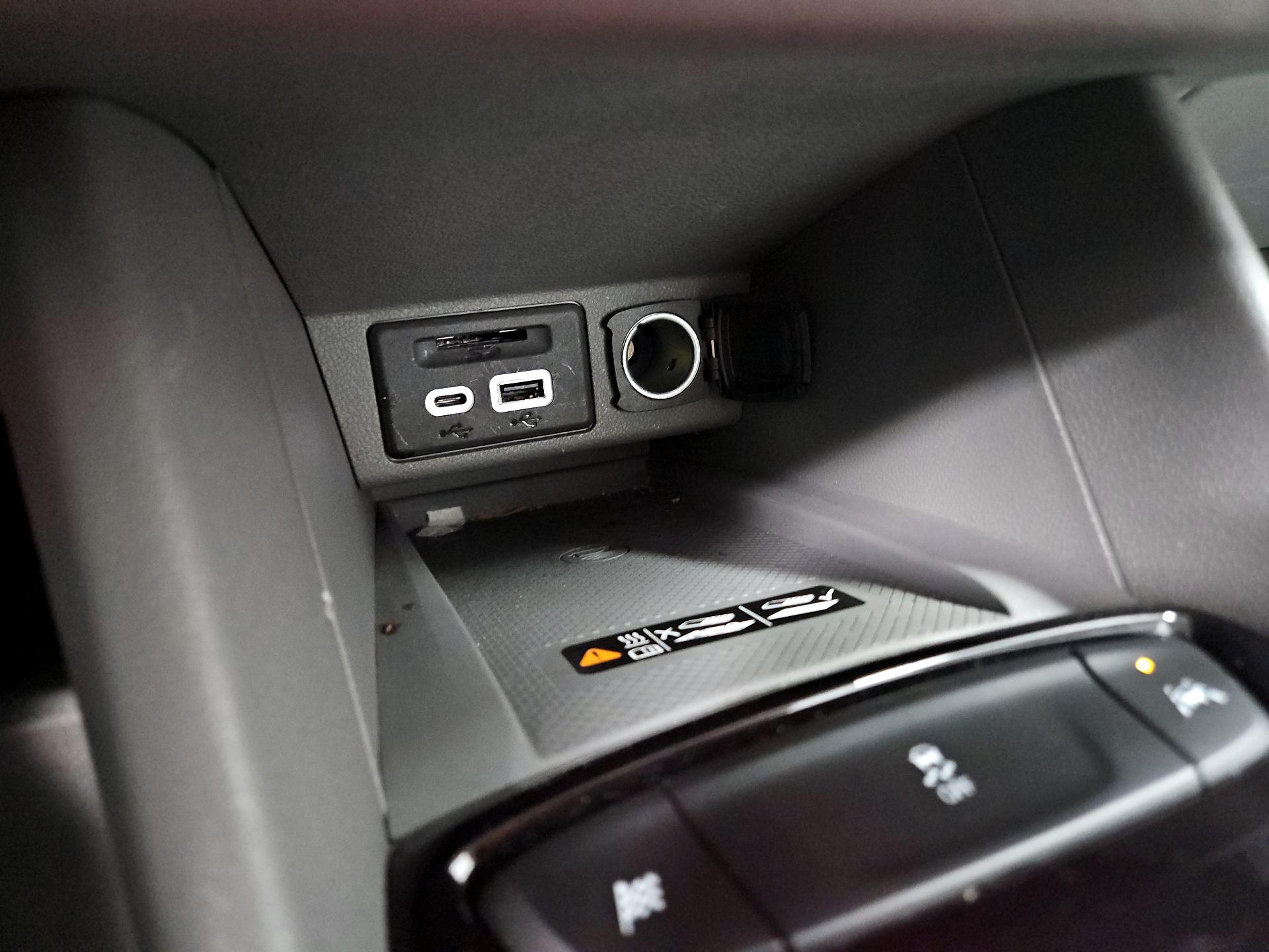 Thumbnail: 2023 Chevrolet Bolt EUV - 18