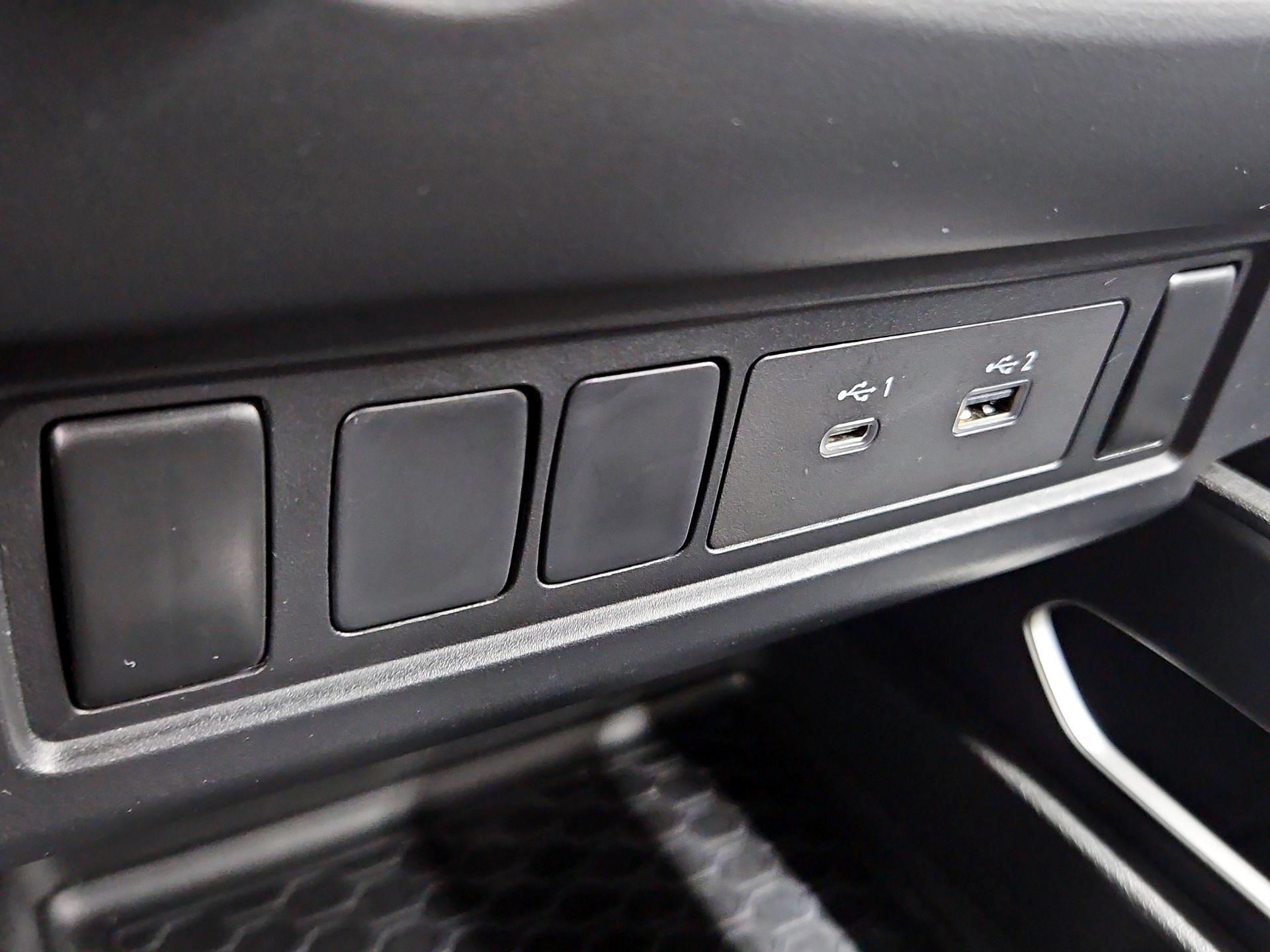 Thumbnail: 2022 Nissan Frontier - 18