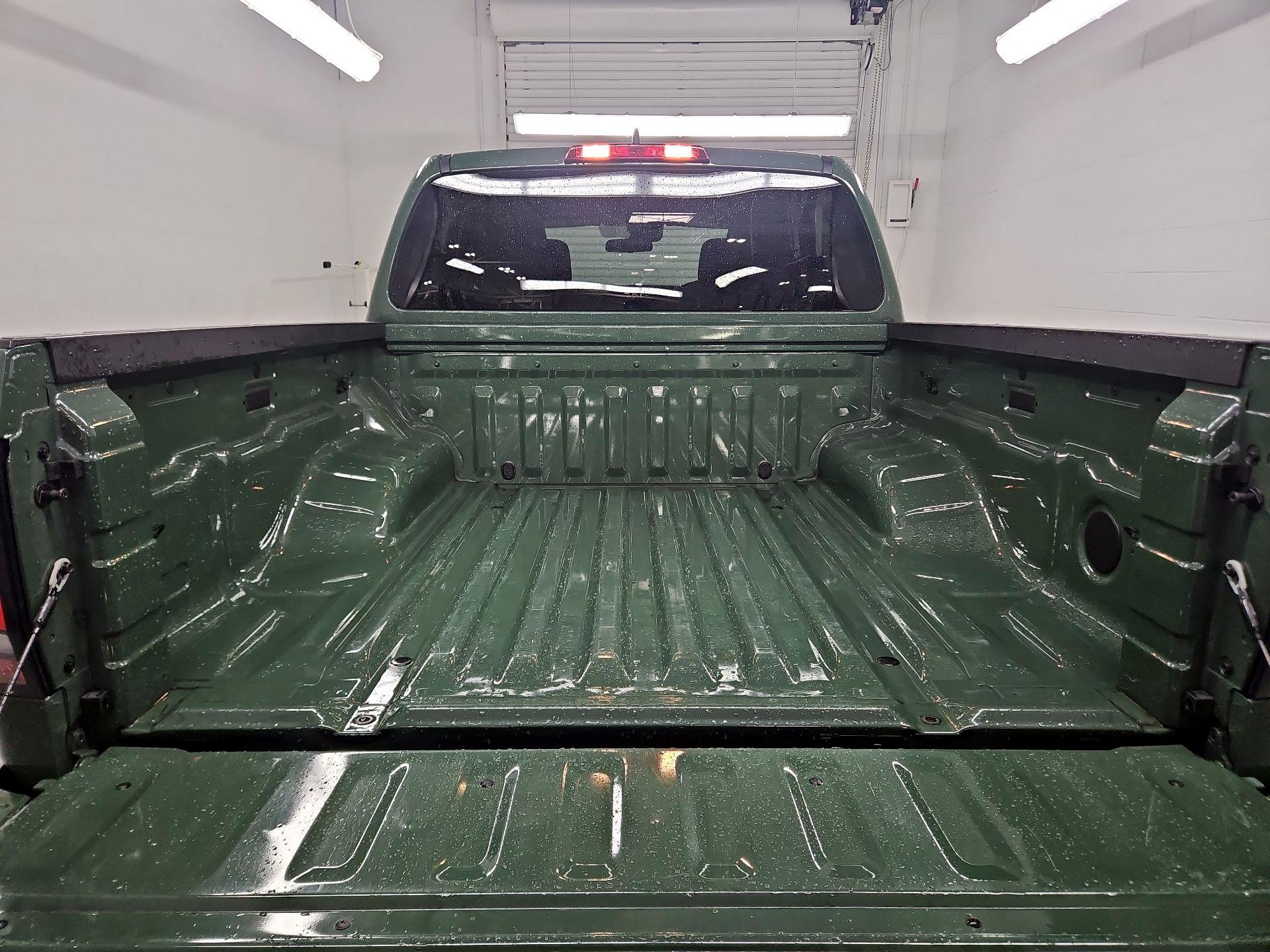 Thumbnail: 2022 Nissan Frontier - 20