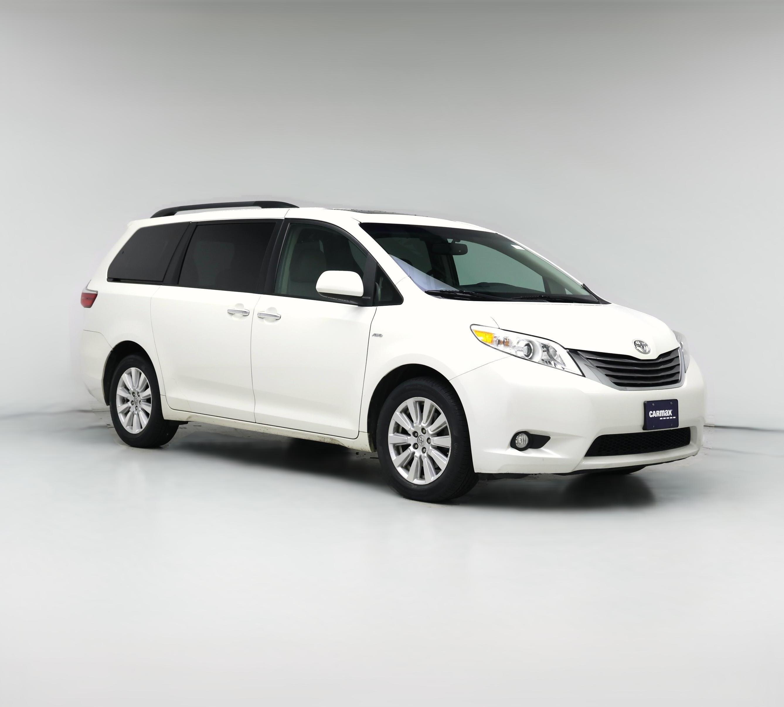Thumbnail: 2017 Toyota Sienna - 1