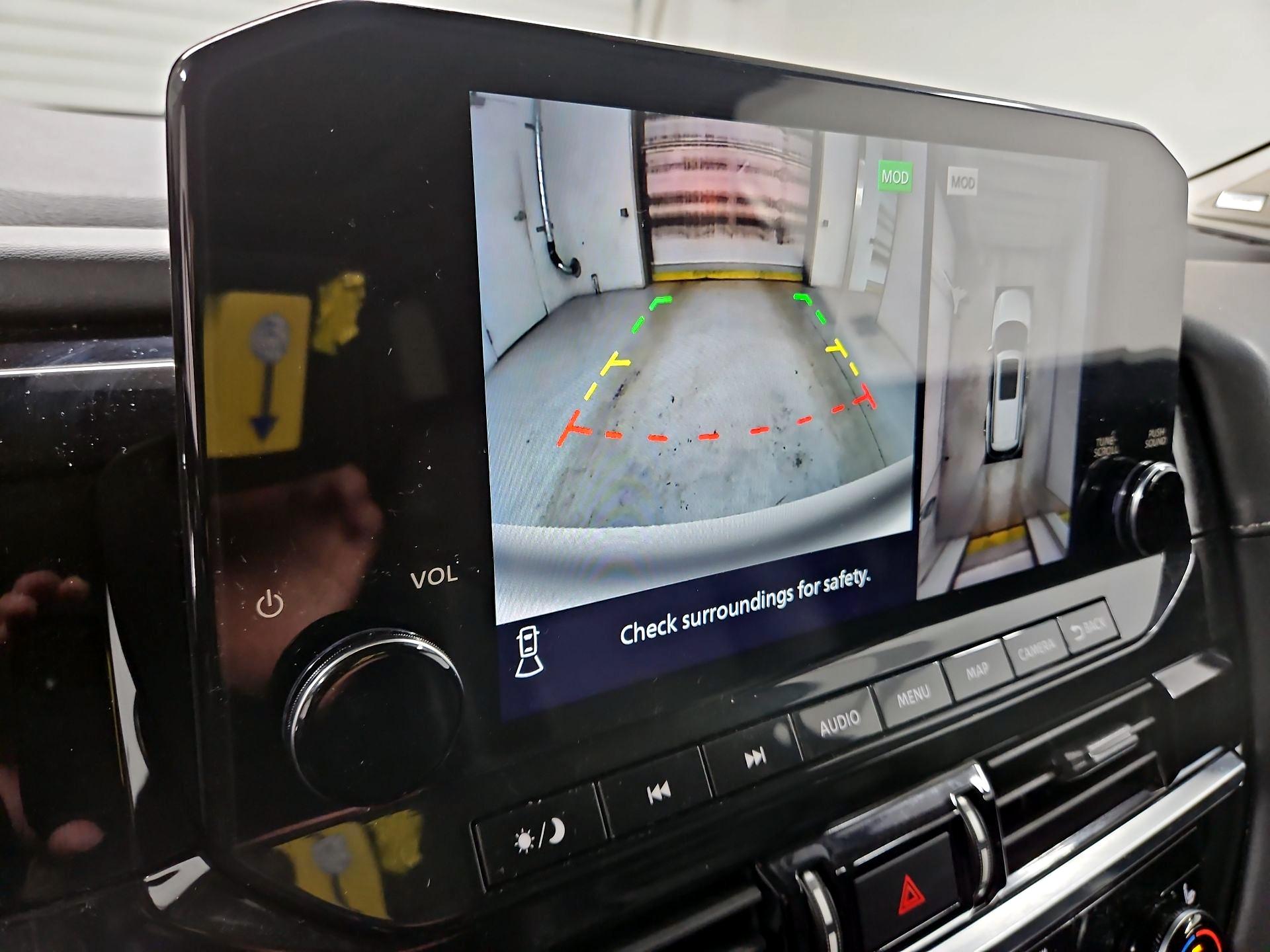 Thumbnail: 2023 Nissan Pathfinder - 15