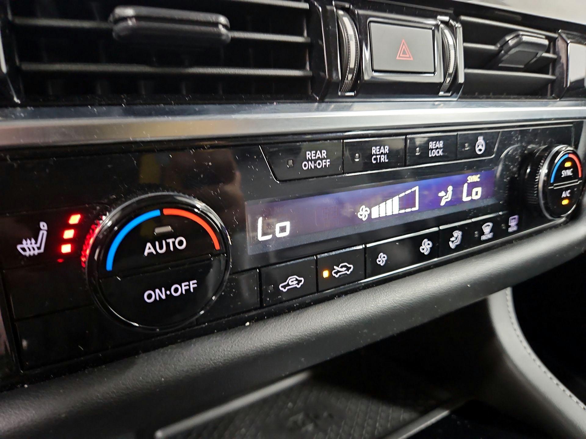 Thumbnail: 2023 Nissan Pathfinder - 17