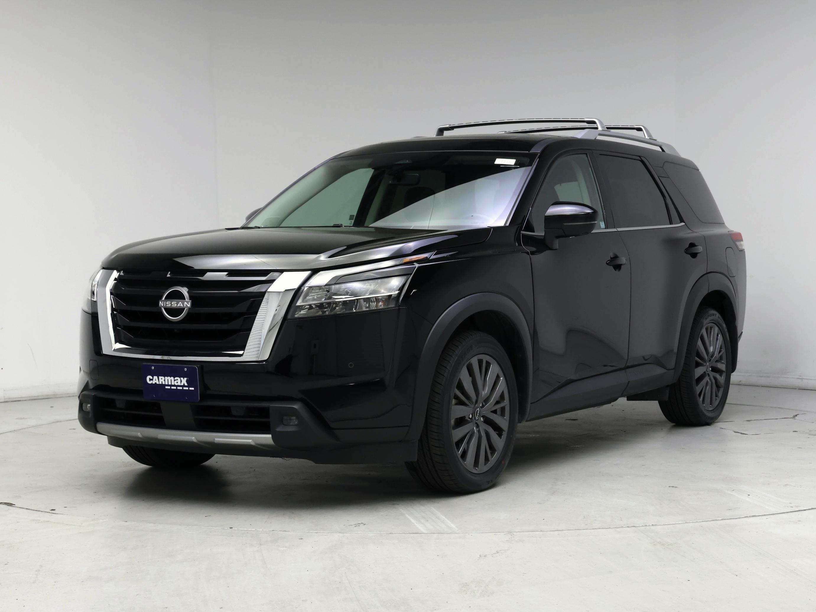 Thumbnail: 2023 Nissan Pathfinder - 4