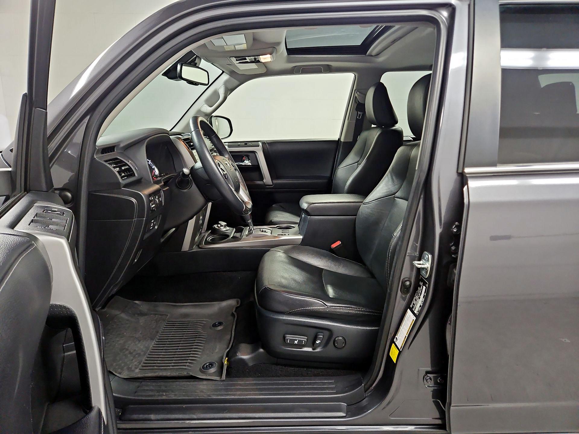 Thumbnail: 2022 Toyota 4Runner - 11