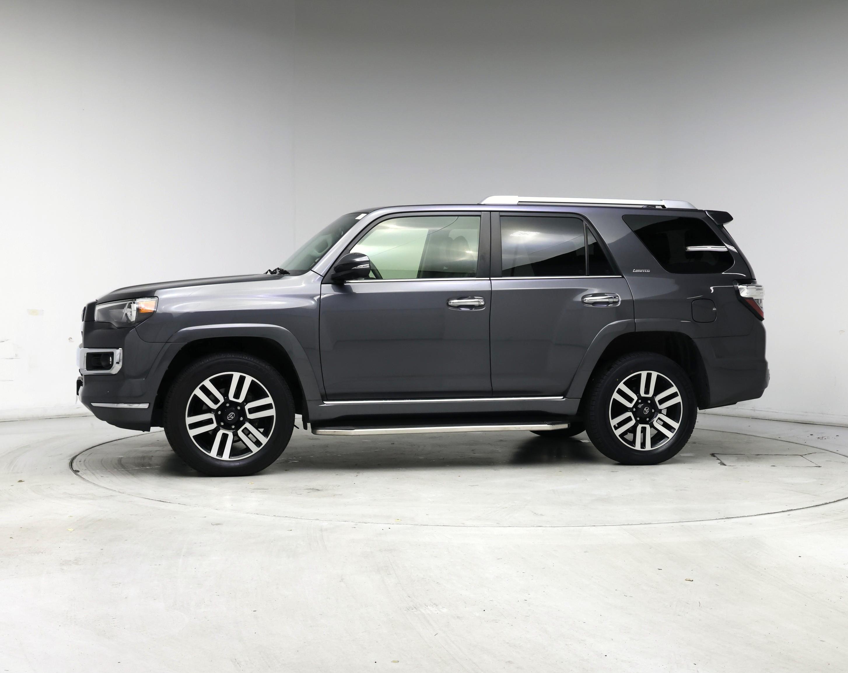 Thumbnail: 2022 Toyota 4Runner - 3