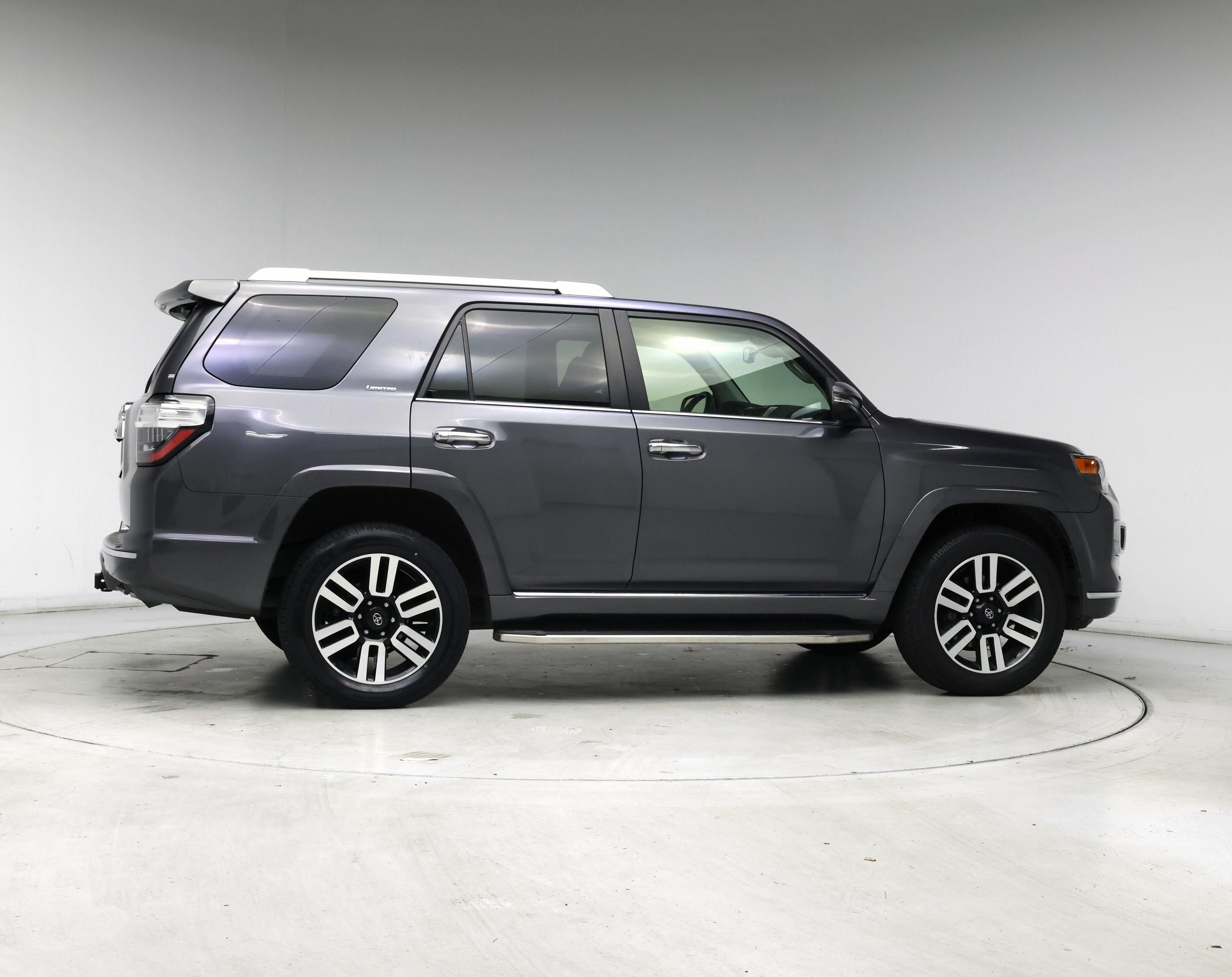 Thumbnail: 2022 Toyota 4Runner - 7