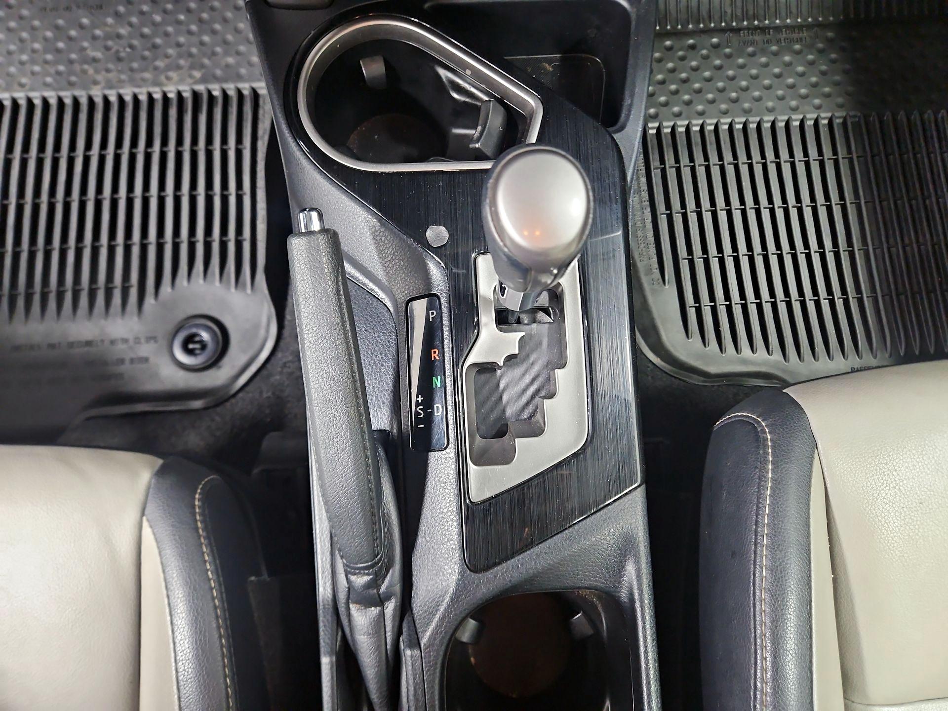 Thumbnail: 2018 Toyota RAV4 - 18