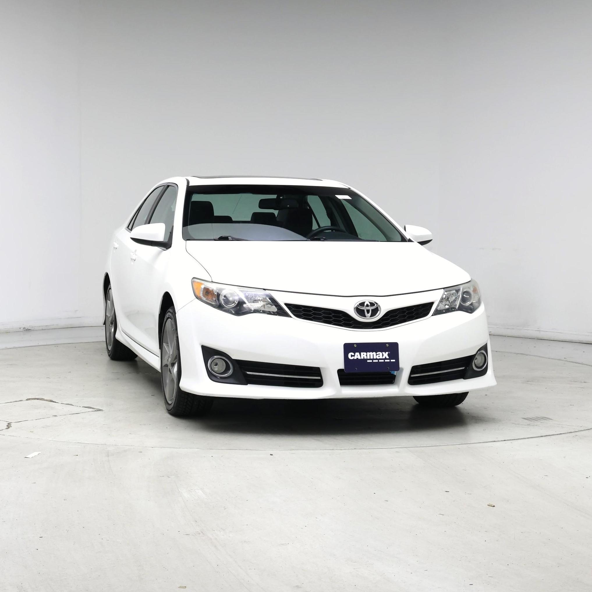 Thumbnail: 2014 Toyota Camry - 5