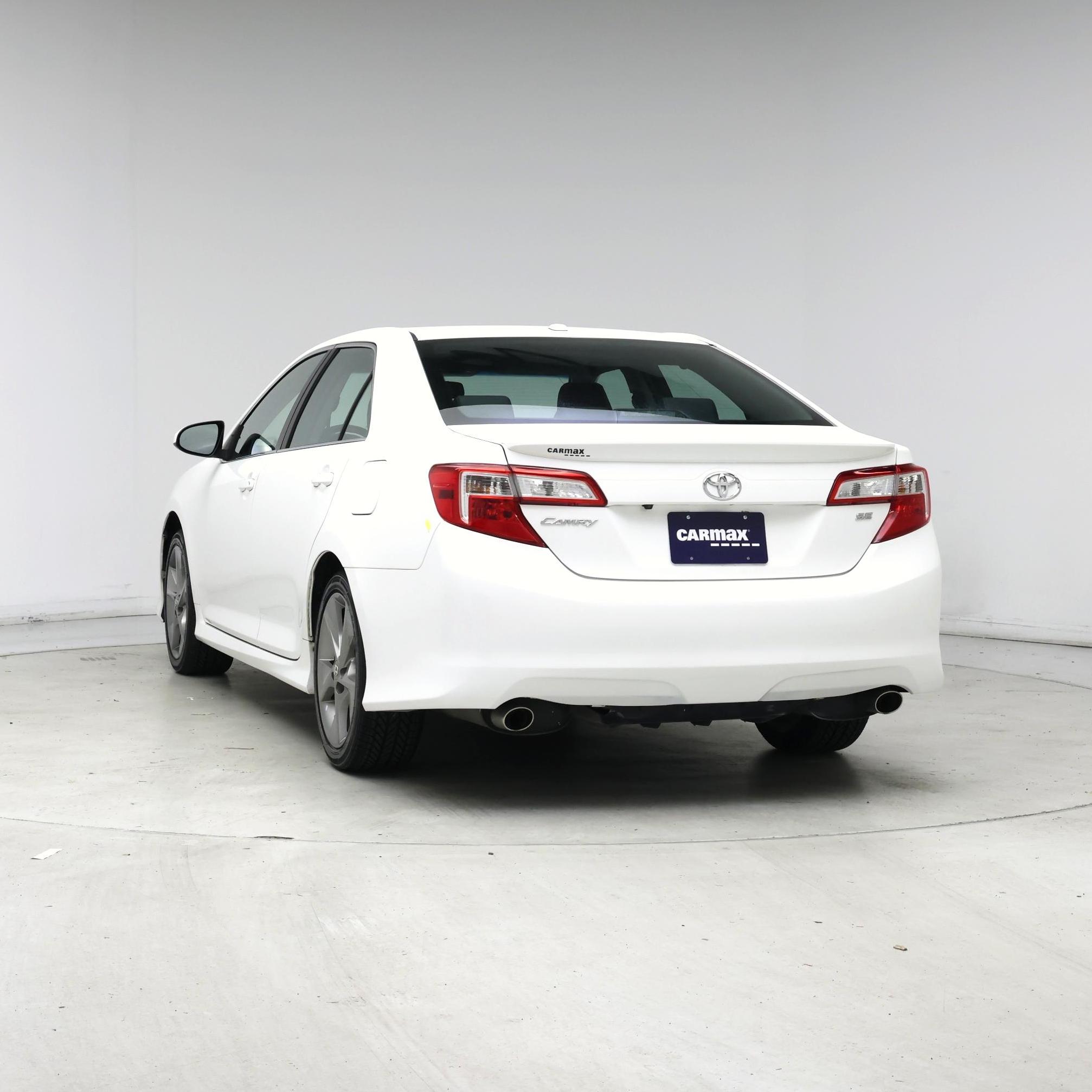 Thumbnail: 2014 Toyota Camry - 6