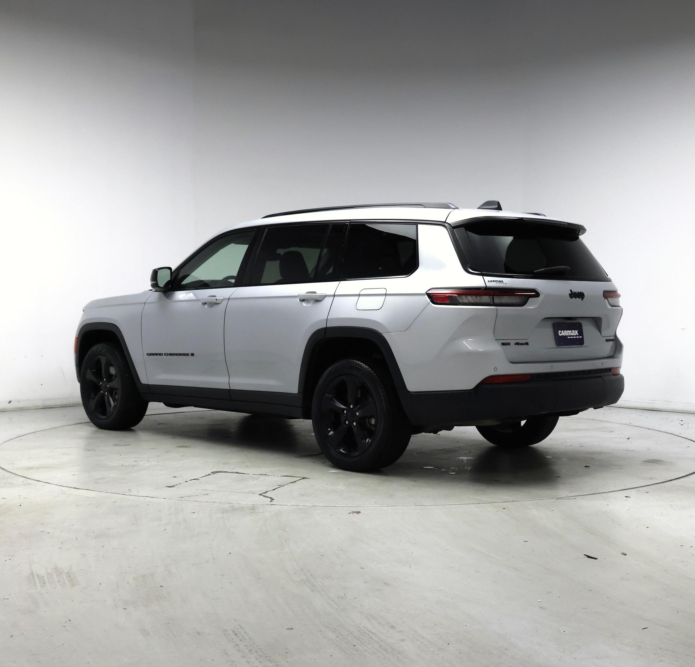 Thumbnail: 2022 Jeep Grand Cherokee L - 2
