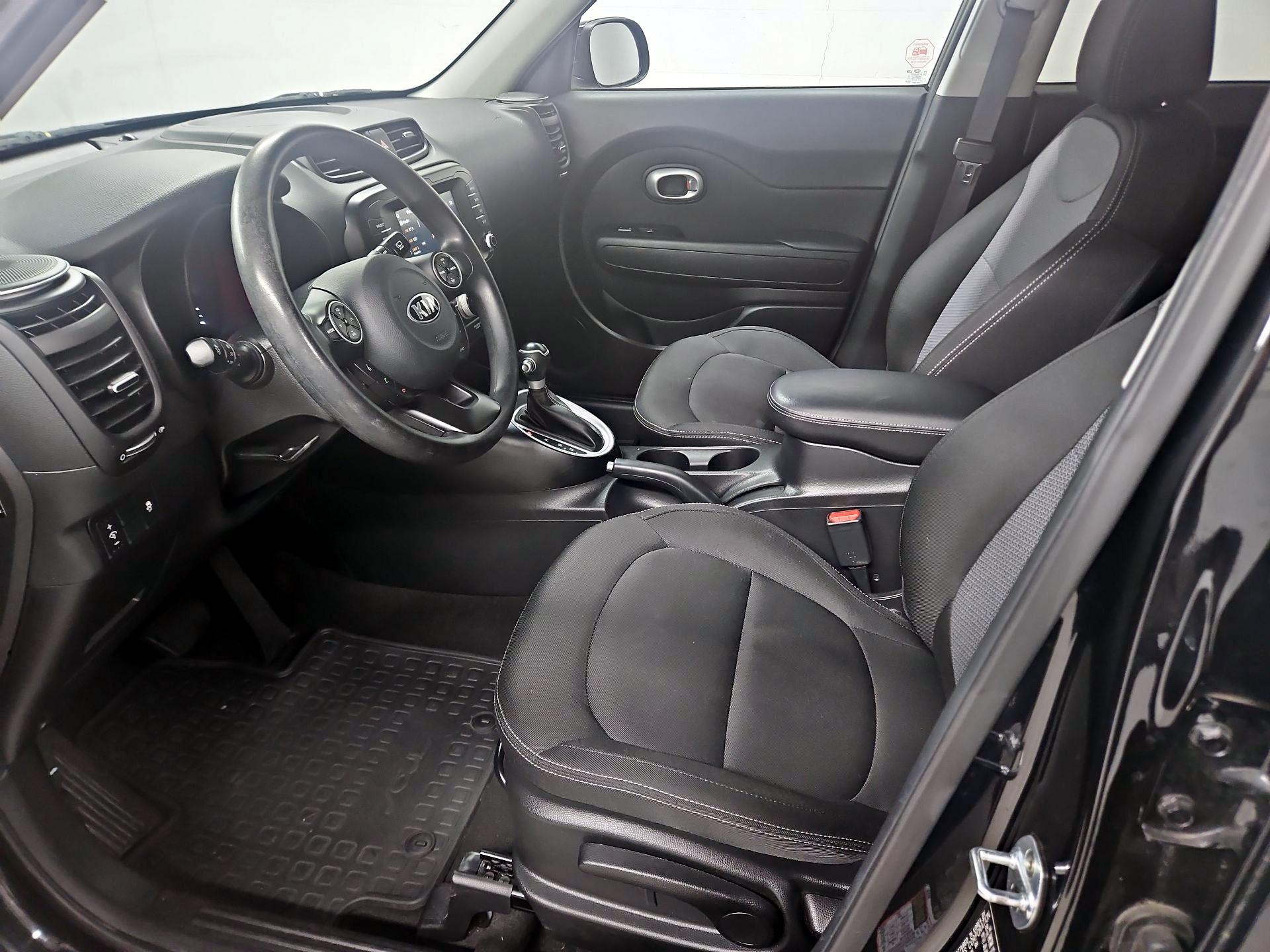 Thumbnail: 2018 Kia Soul - 11