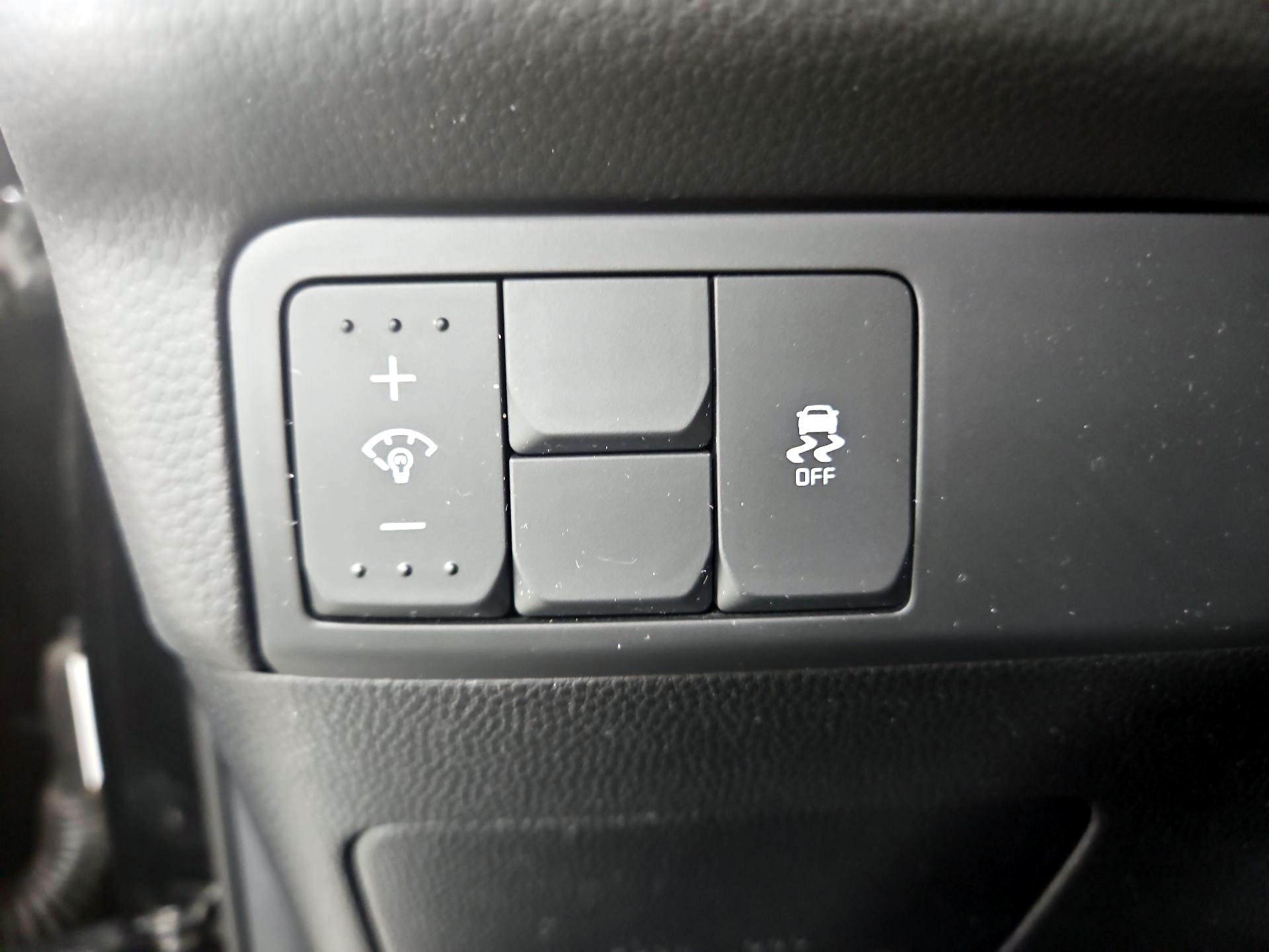 Thumbnail: 2018 Kia Soul - 13