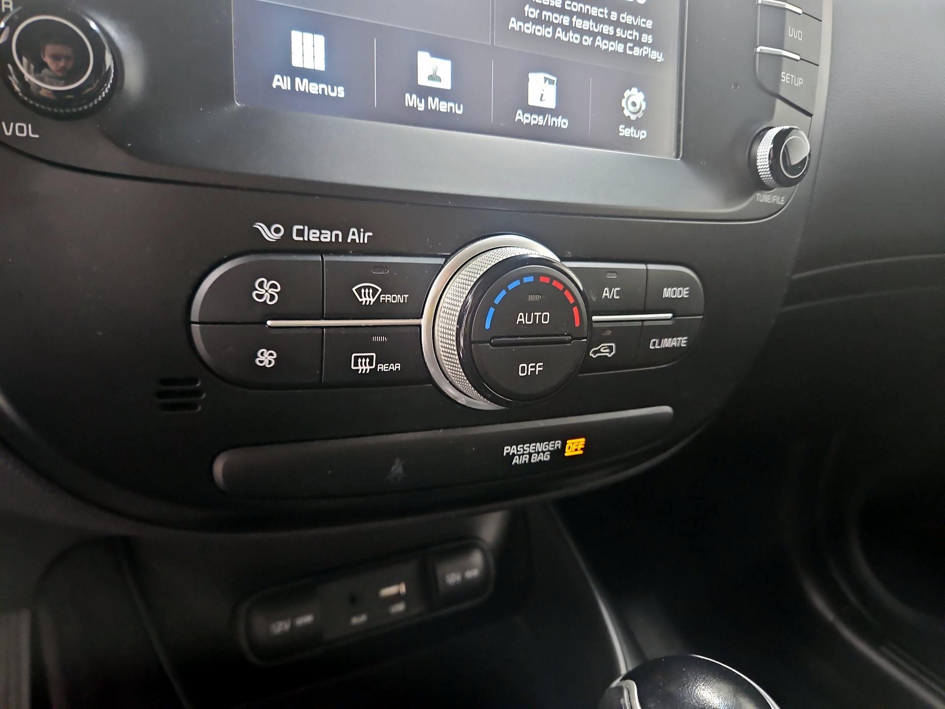 Thumbnail: 2018 Kia Soul - 16