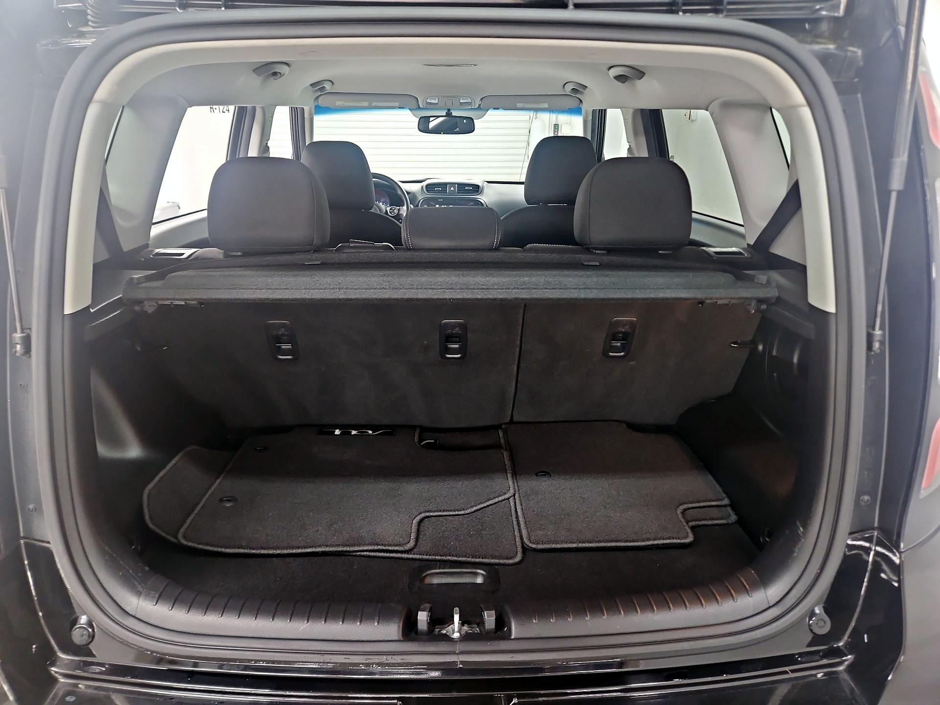 Thumbnail: 2018 Kia Soul - 20