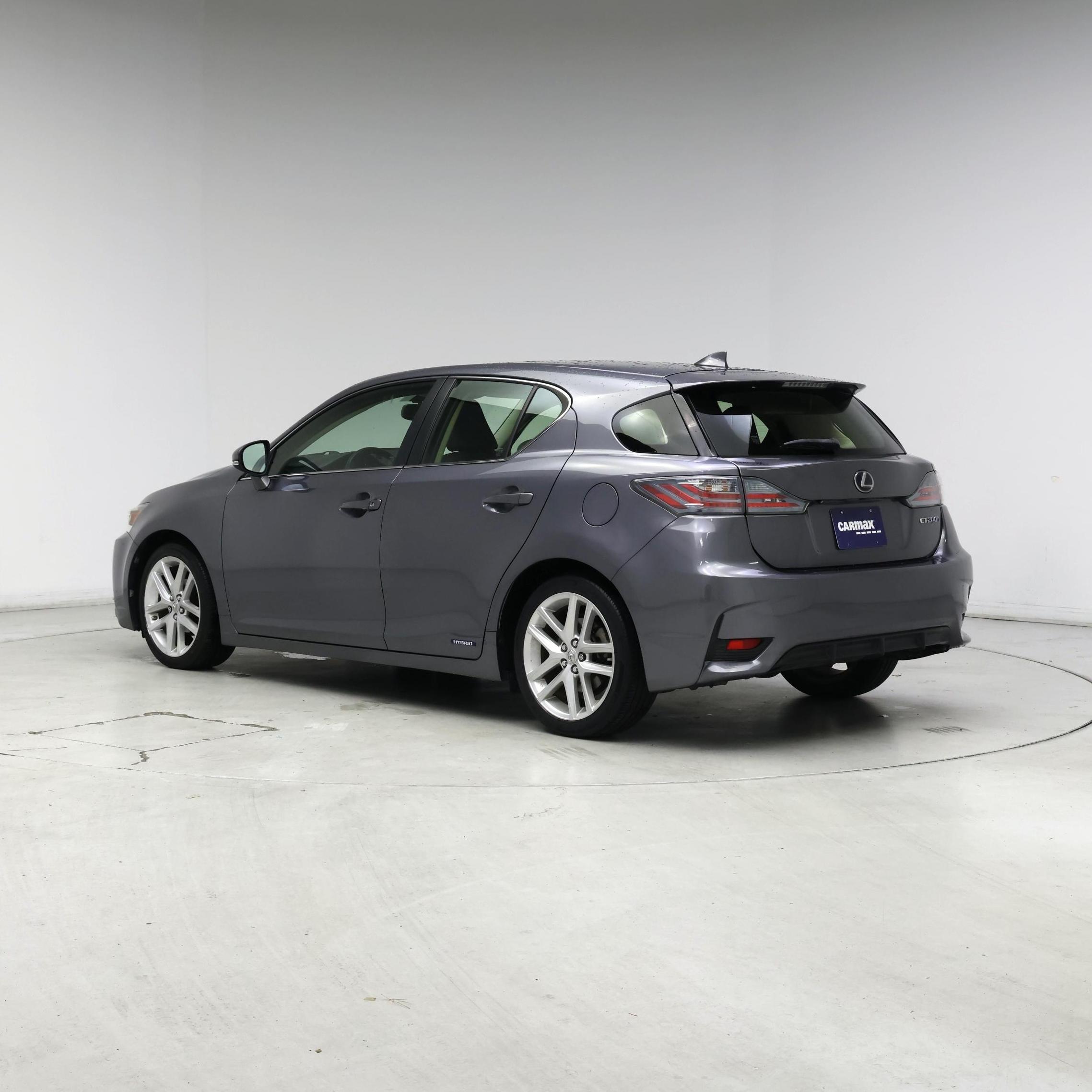 Thumbnail: 2015 Lexus CT - 2