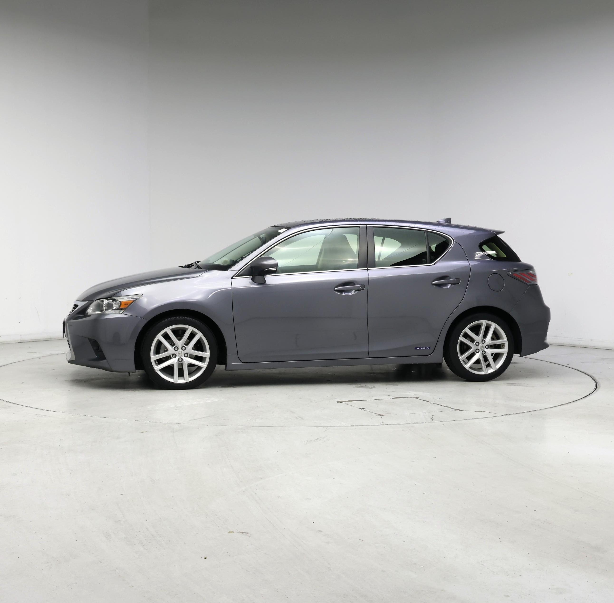 Thumbnail: 2015 Lexus CT - 3