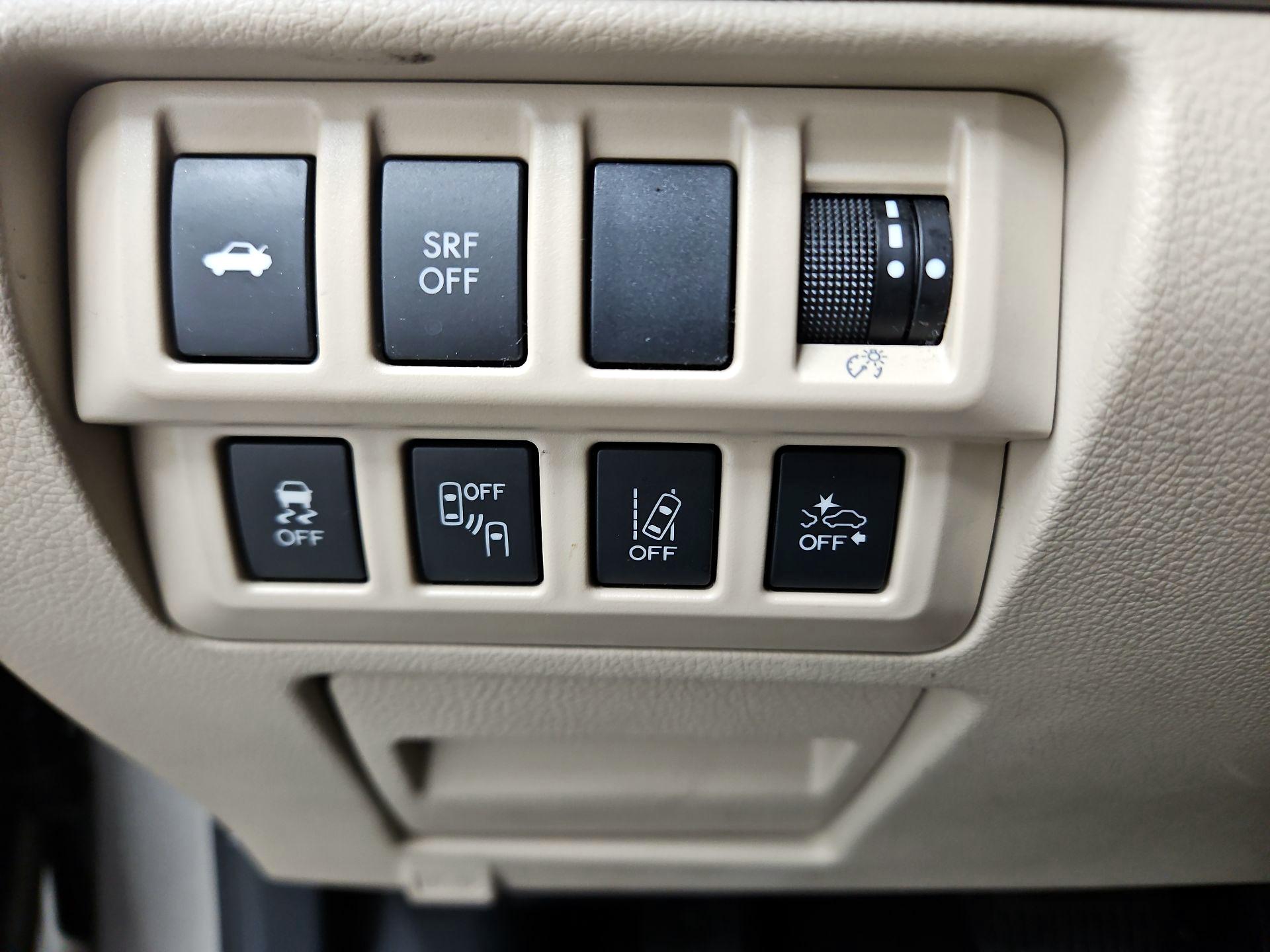 Thumbnail: 2015 Subaru Legacy - 13