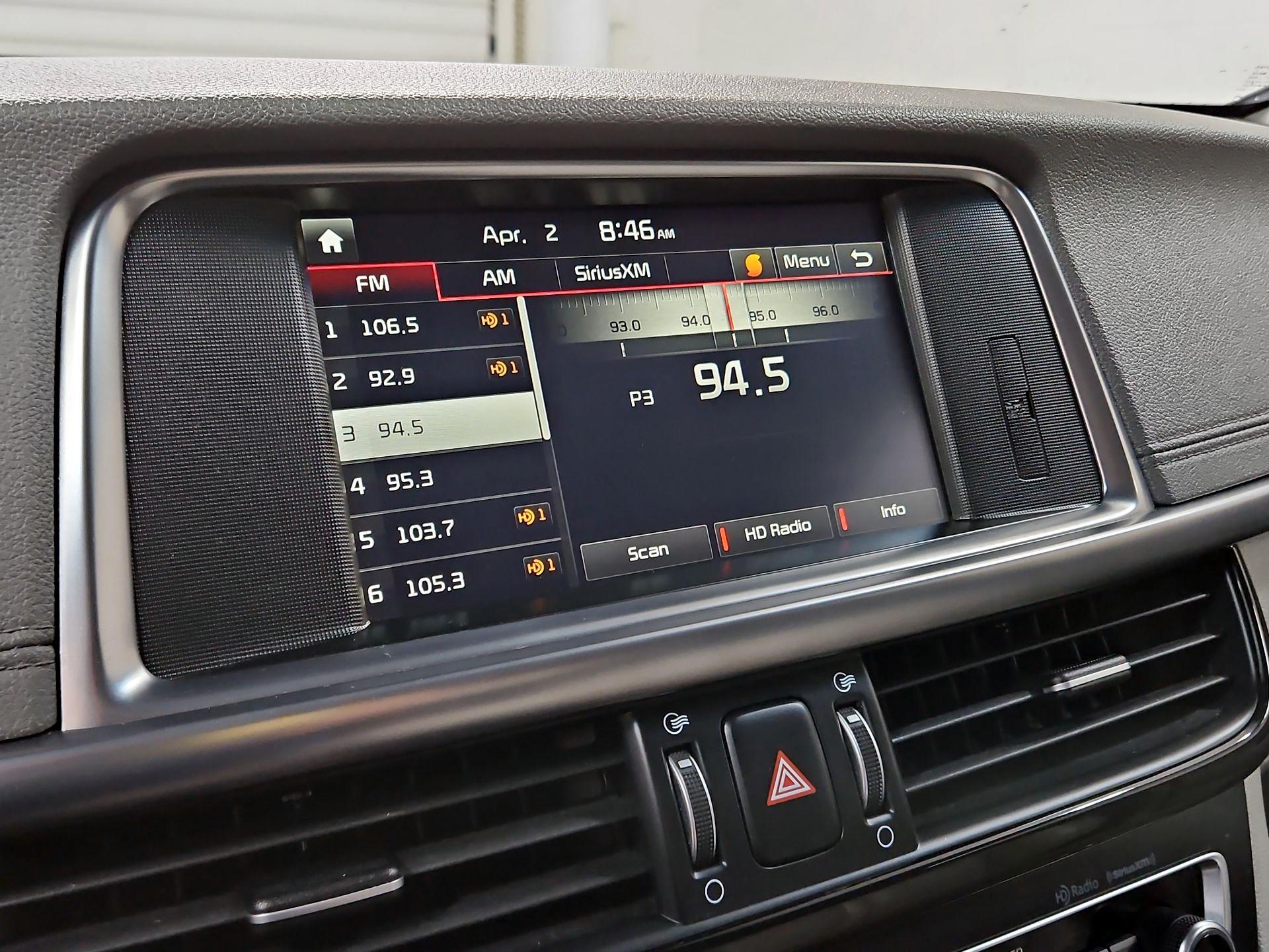 Thumbnail: 2016 Kia Optima - 16