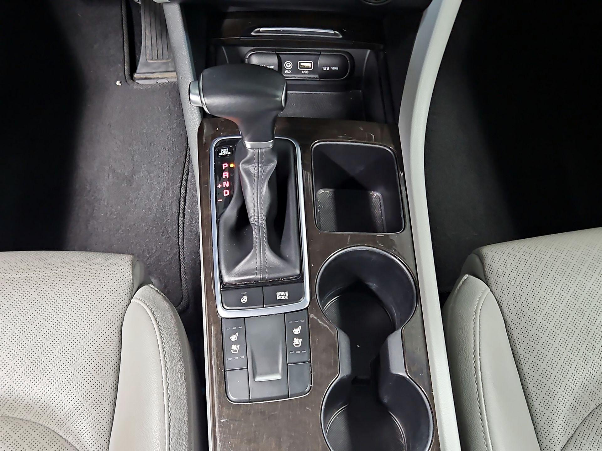 Thumbnail: 2016 Kia Optima - 18