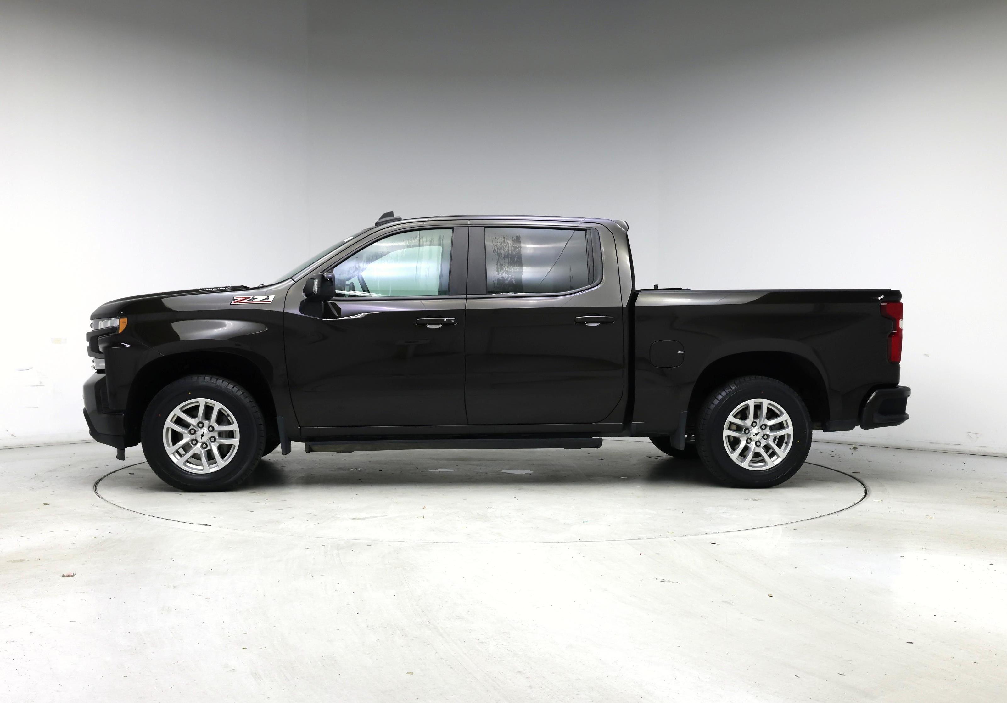 Thumbnail: 2020 Chevrolet Silverado 1500 - 3