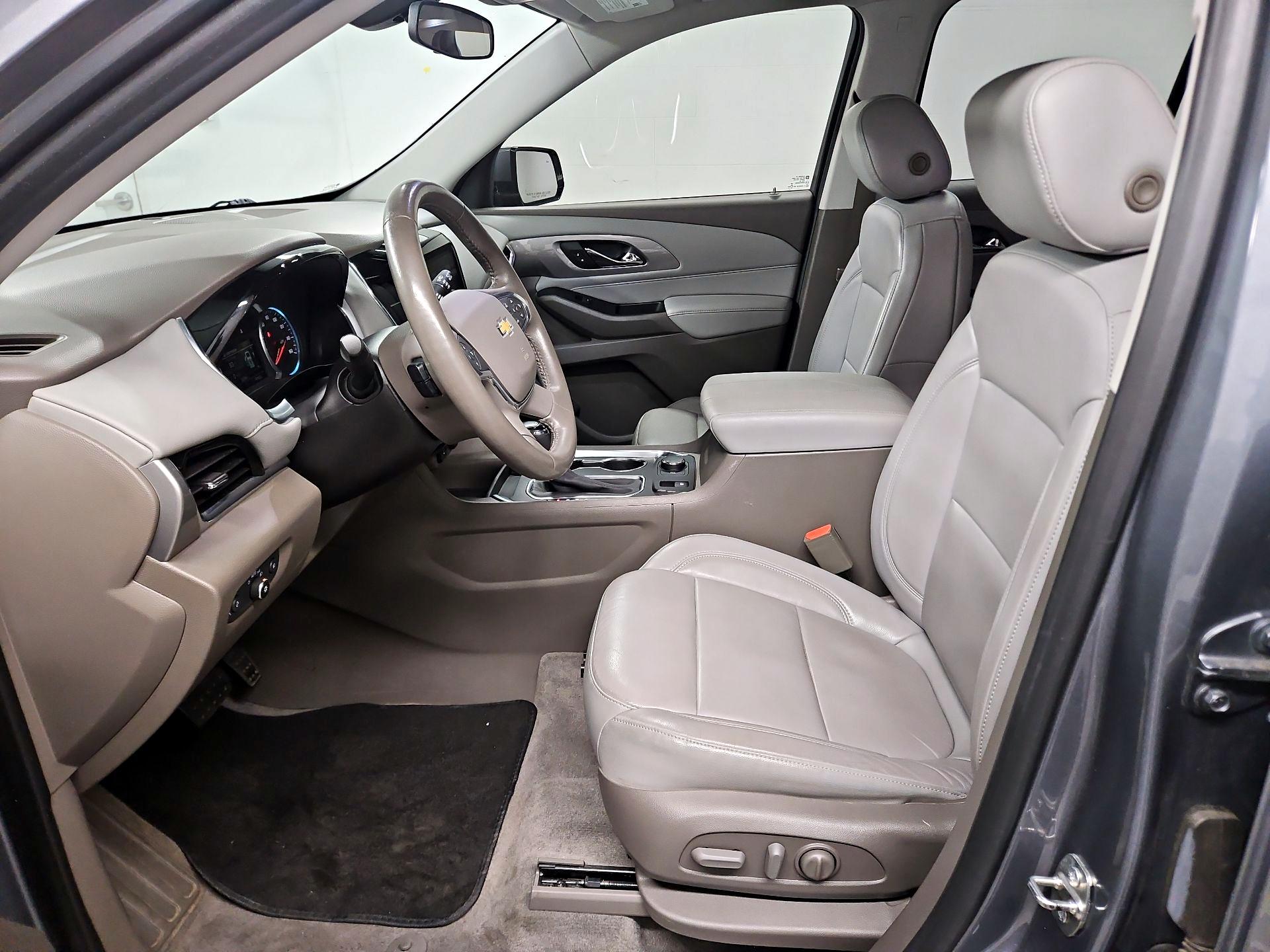 Thumbnail: 2019 Chevrolet Traverse - 11