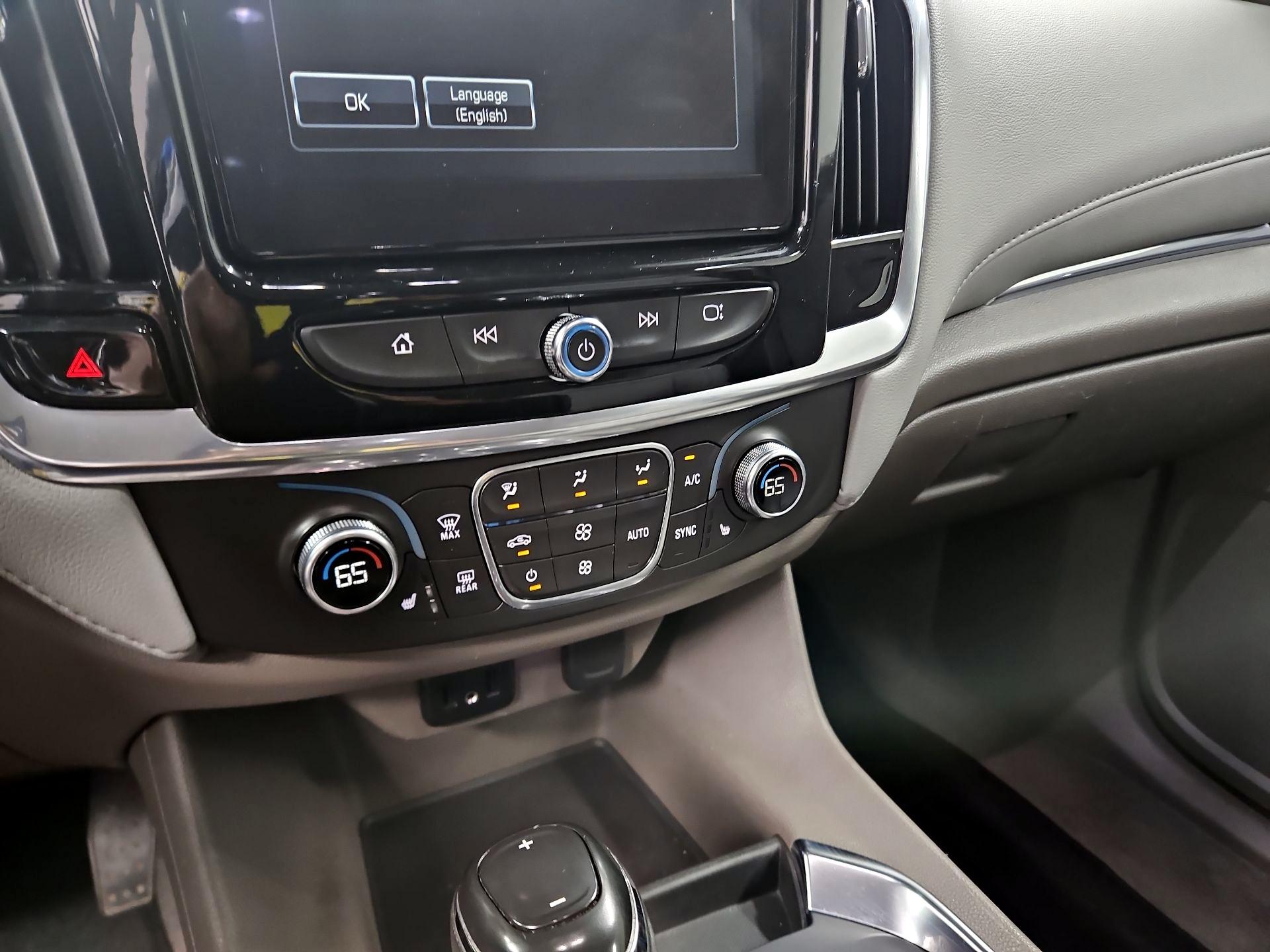 Thumbnail: 2019 Chevrolet Traverse - 16