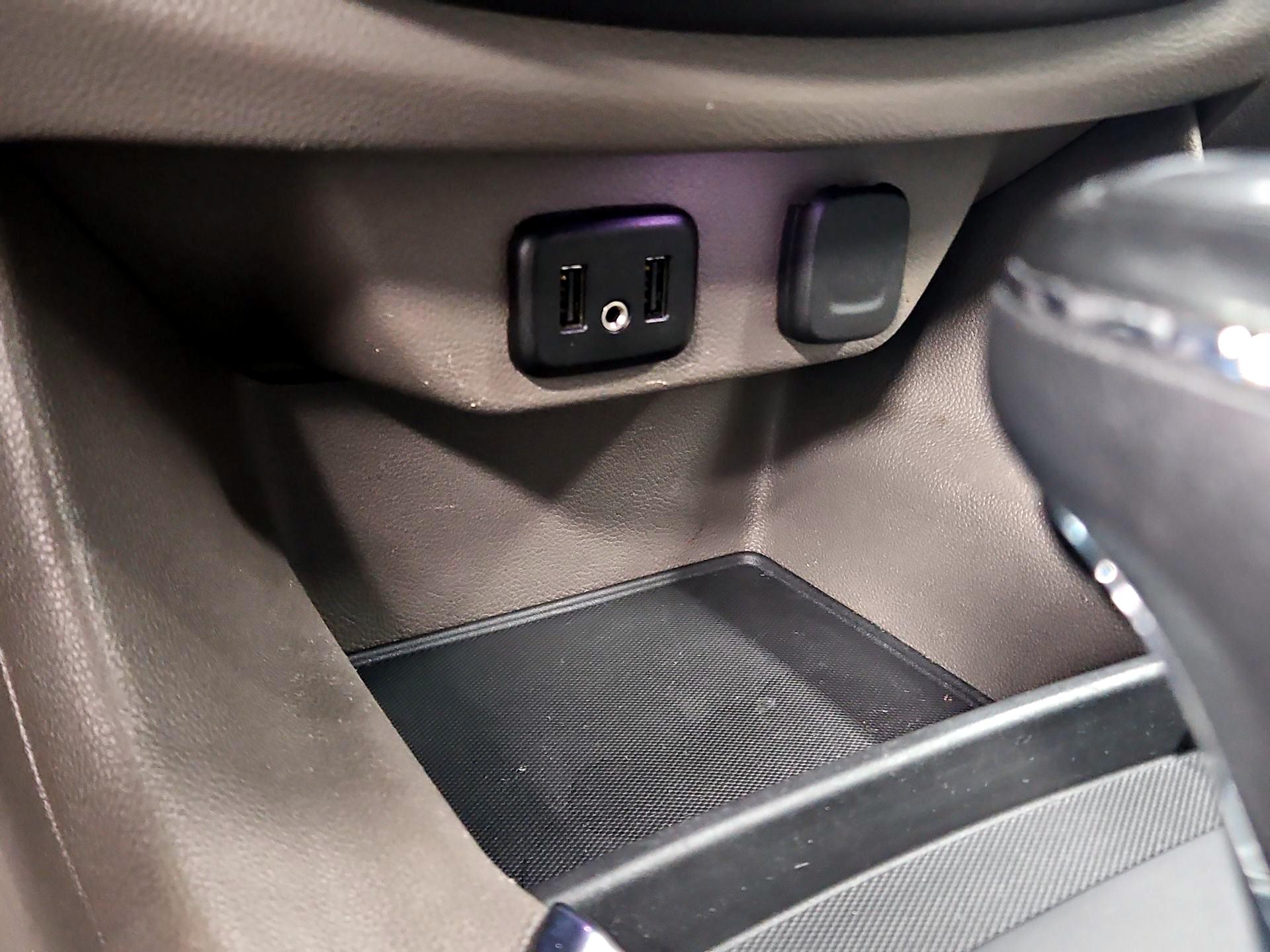 Thumbnail: 2019 Chevrolet Traverse - 18