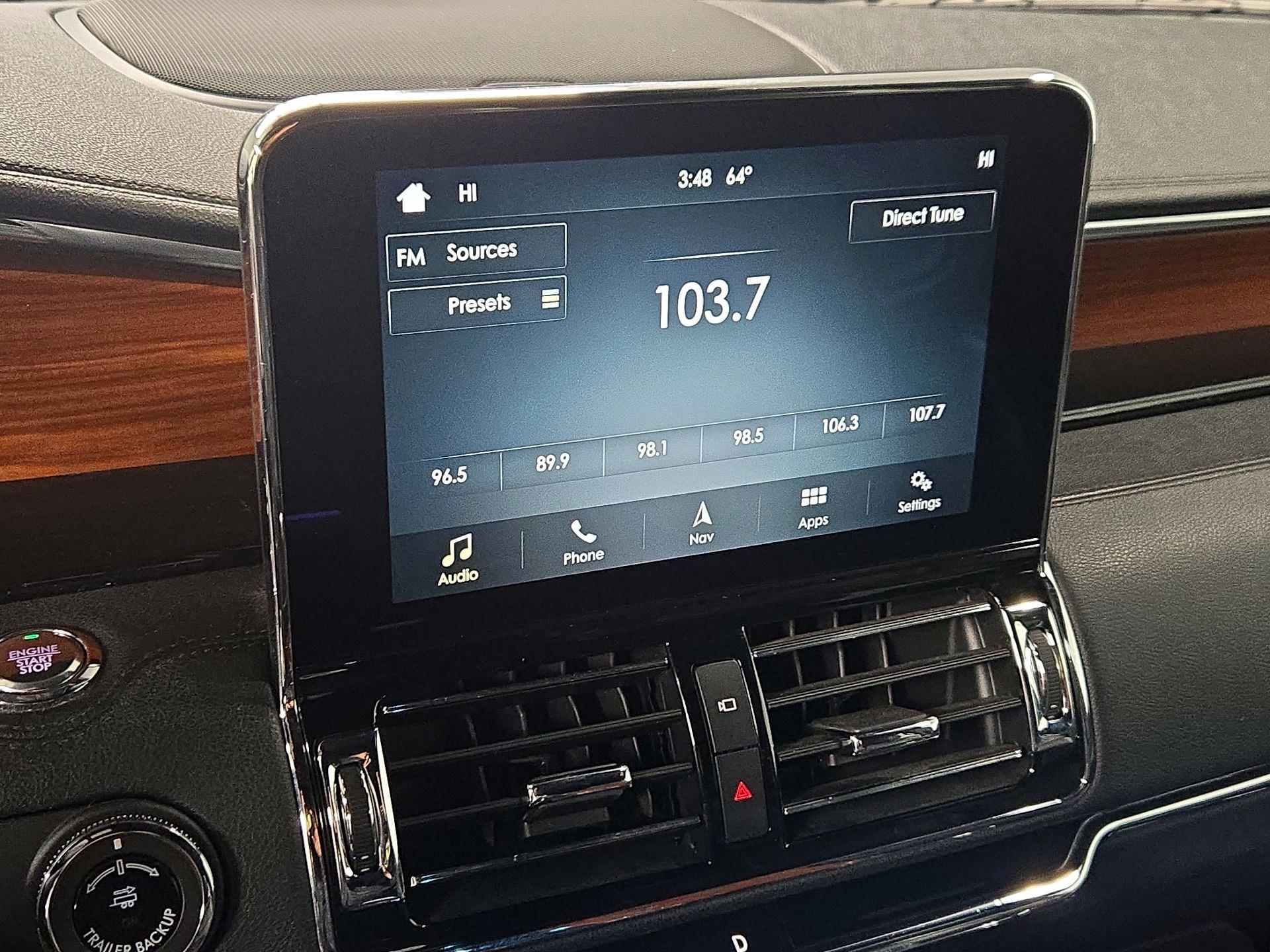 Thumbnail: 2019 Lincoln Navigator L - 16