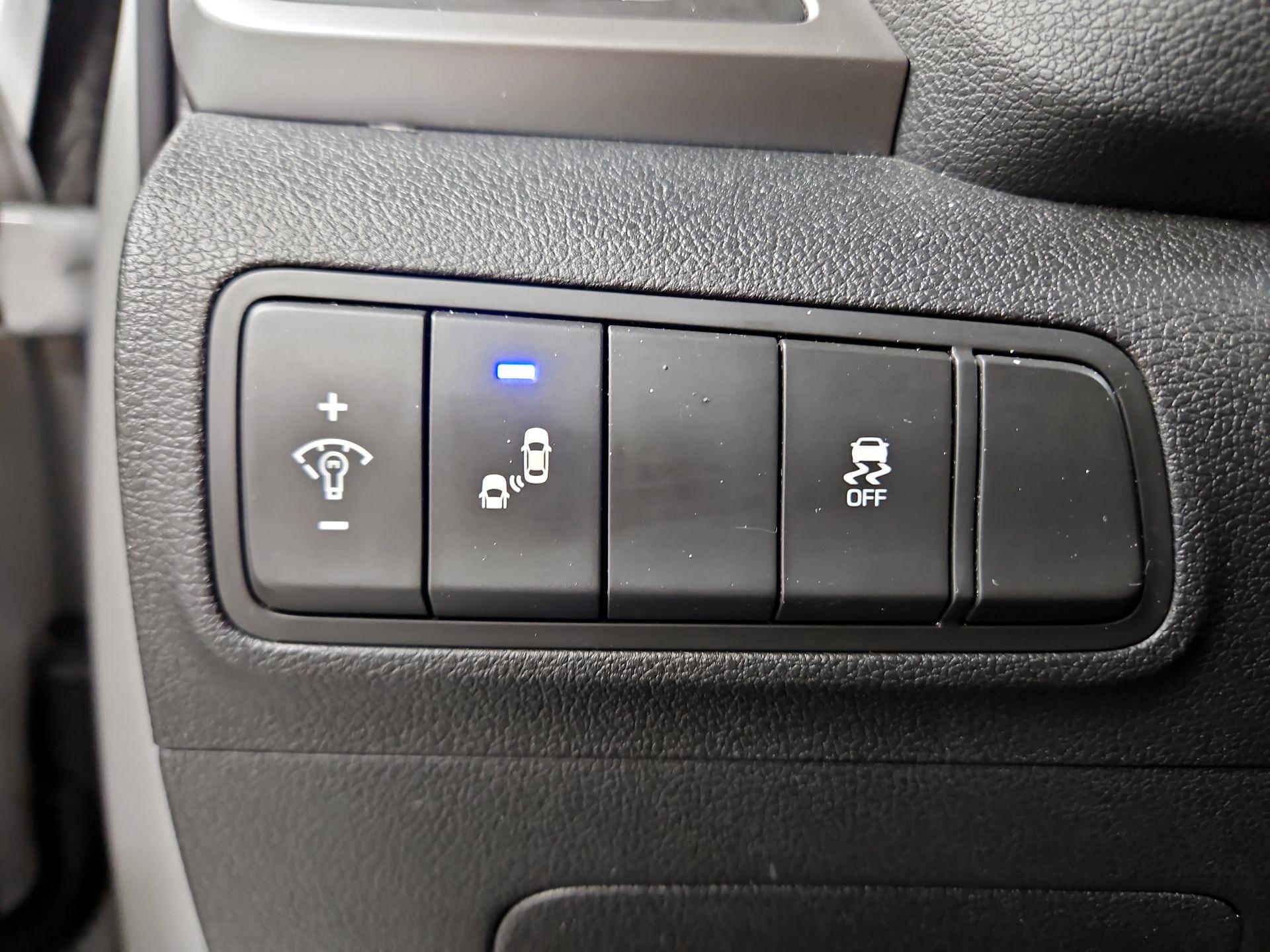 Thumbnail: 2018 Hyundai Tucson - 13