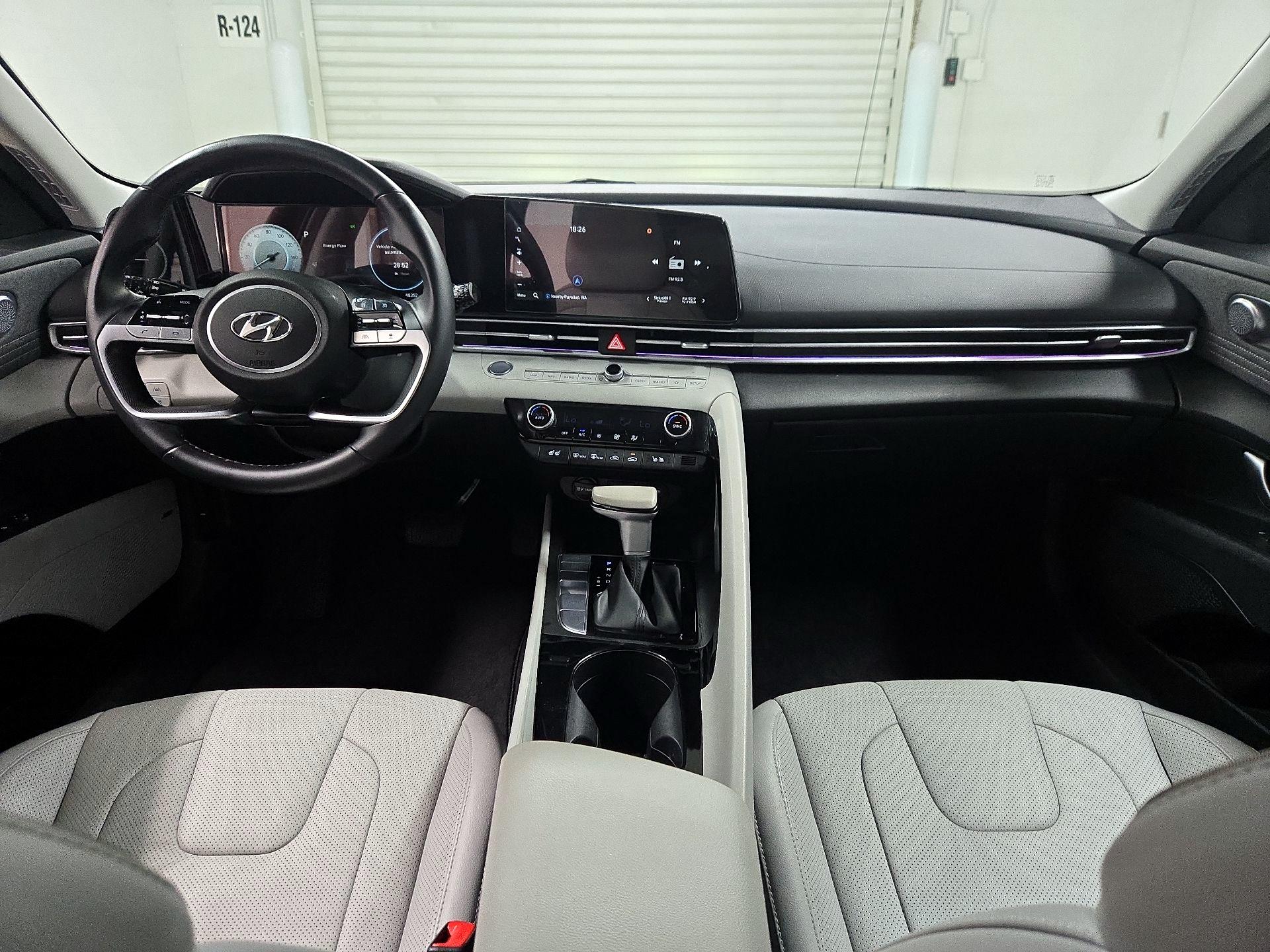 Thumbnail: 2023 Hyundai Elantra - 9