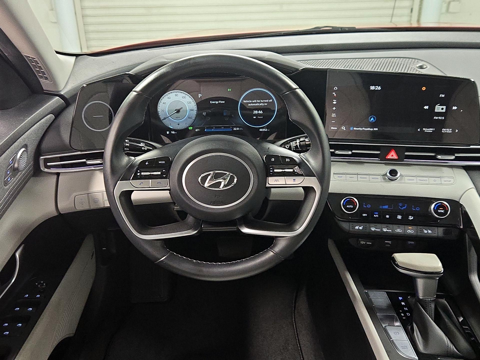 Thumbnail: 2023 Hyundai Elantra - 10