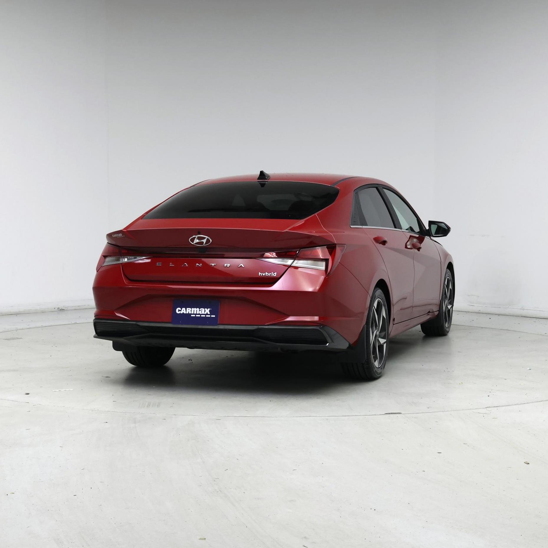 Thumbnail: 2023 Hyundai Elantra - 8