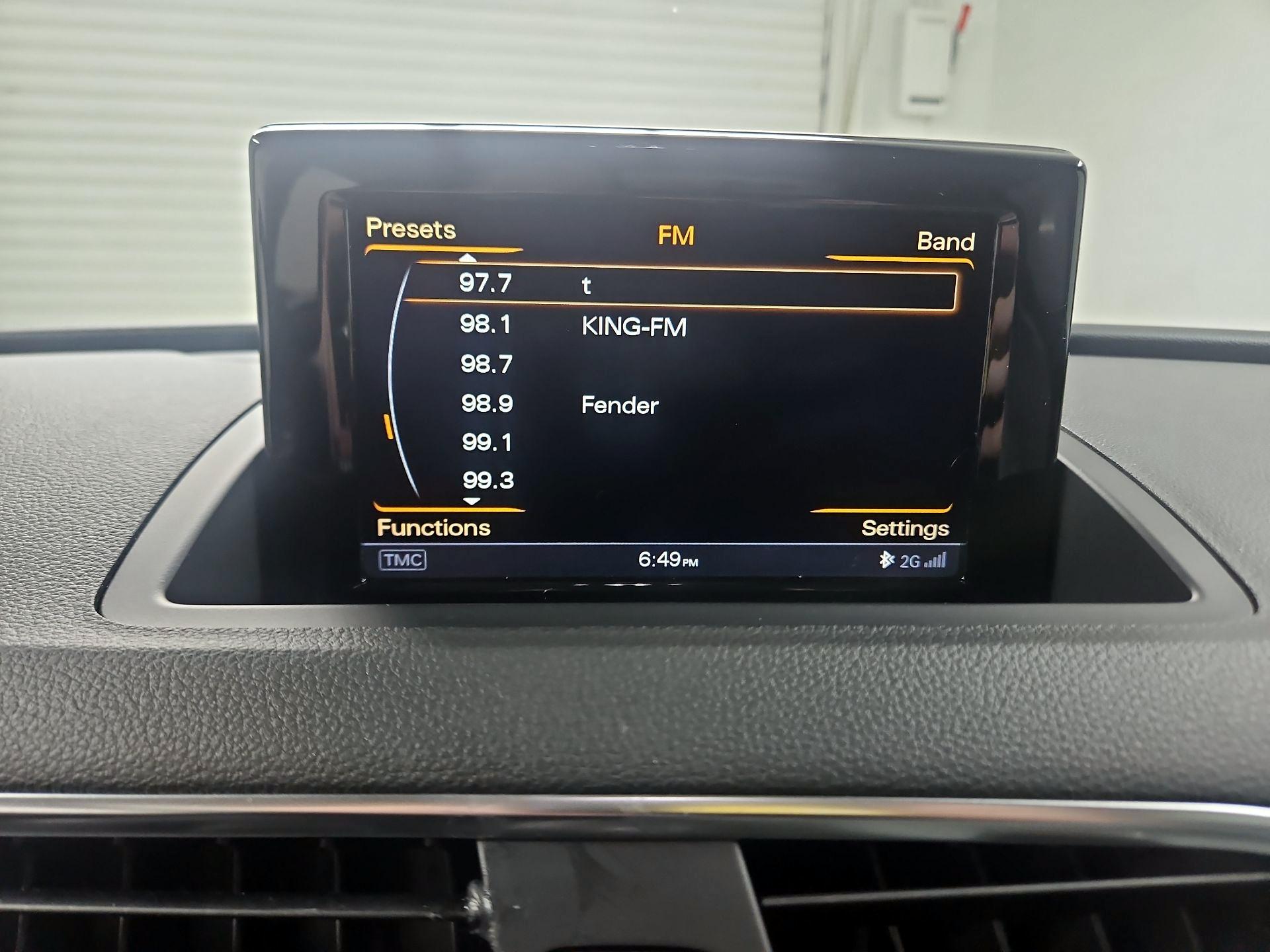 Thumbnail: 2016 Audi Q3 - 15