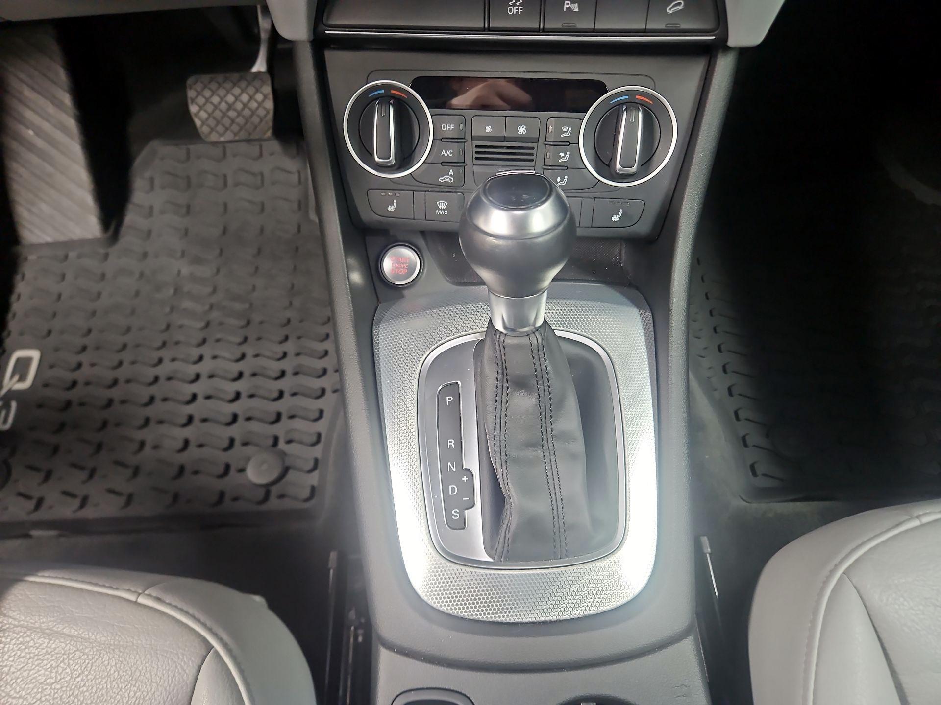 Thumbnail: 2016 Audi Q3 - 17