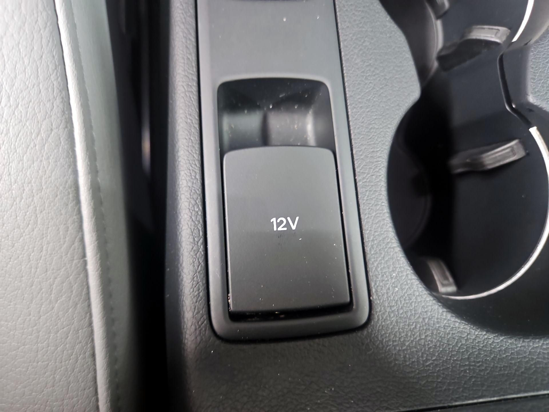 Thumbnail: 2016 Audi Q3 - 18