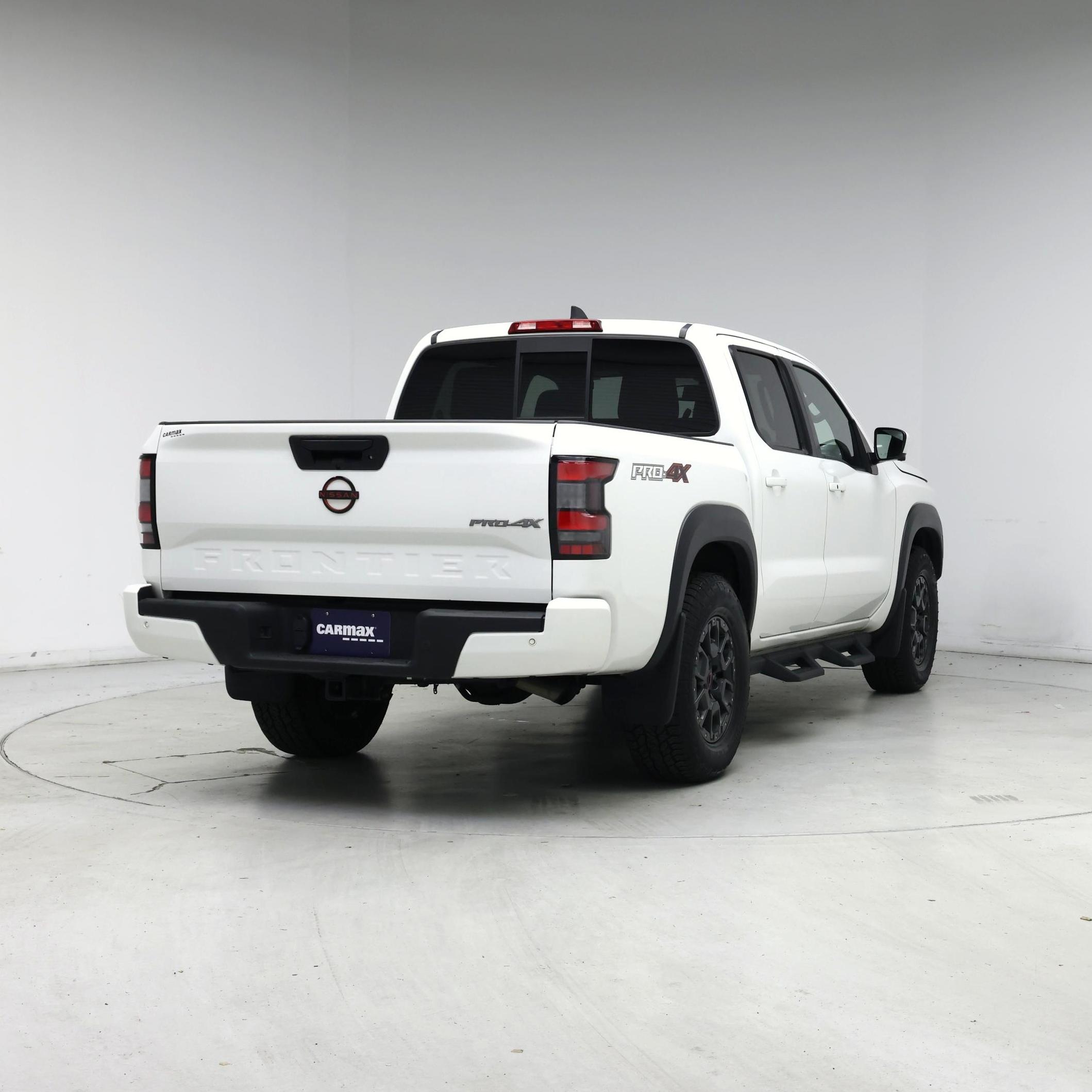 Thumbnail: 2022 Nissan Frontier - 8