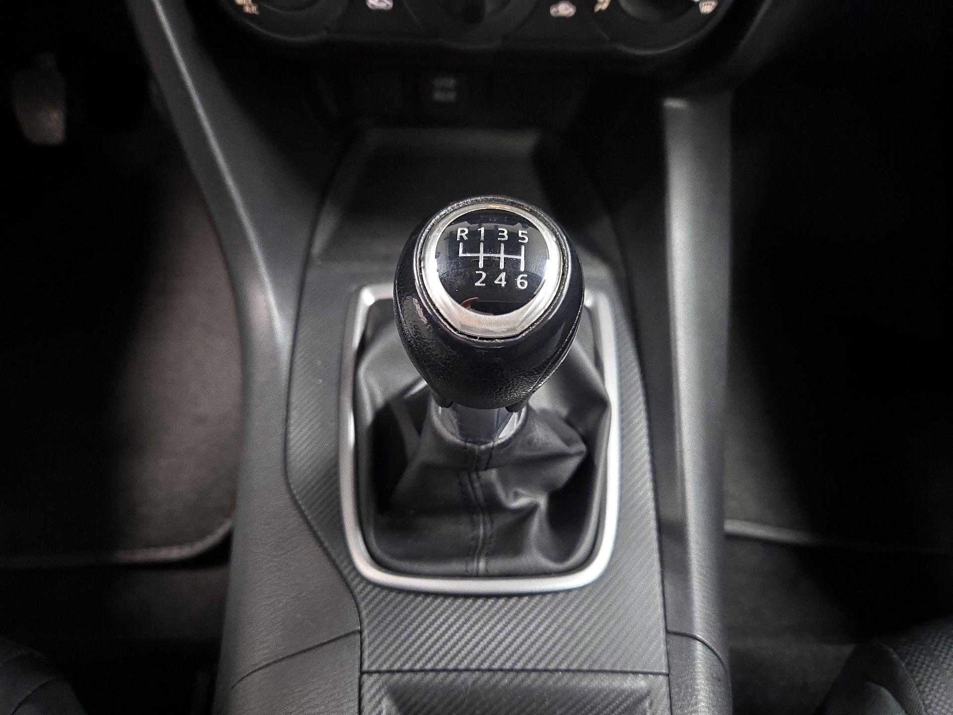 Thumbnail: 2015 Mazda Mazda3 - 16