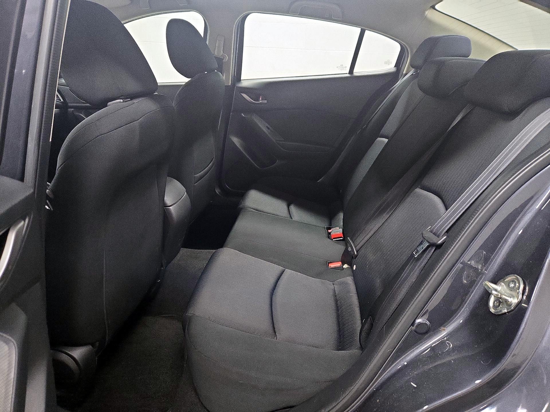 Thumbnail: 2015 Mazda Mazda3 - 18