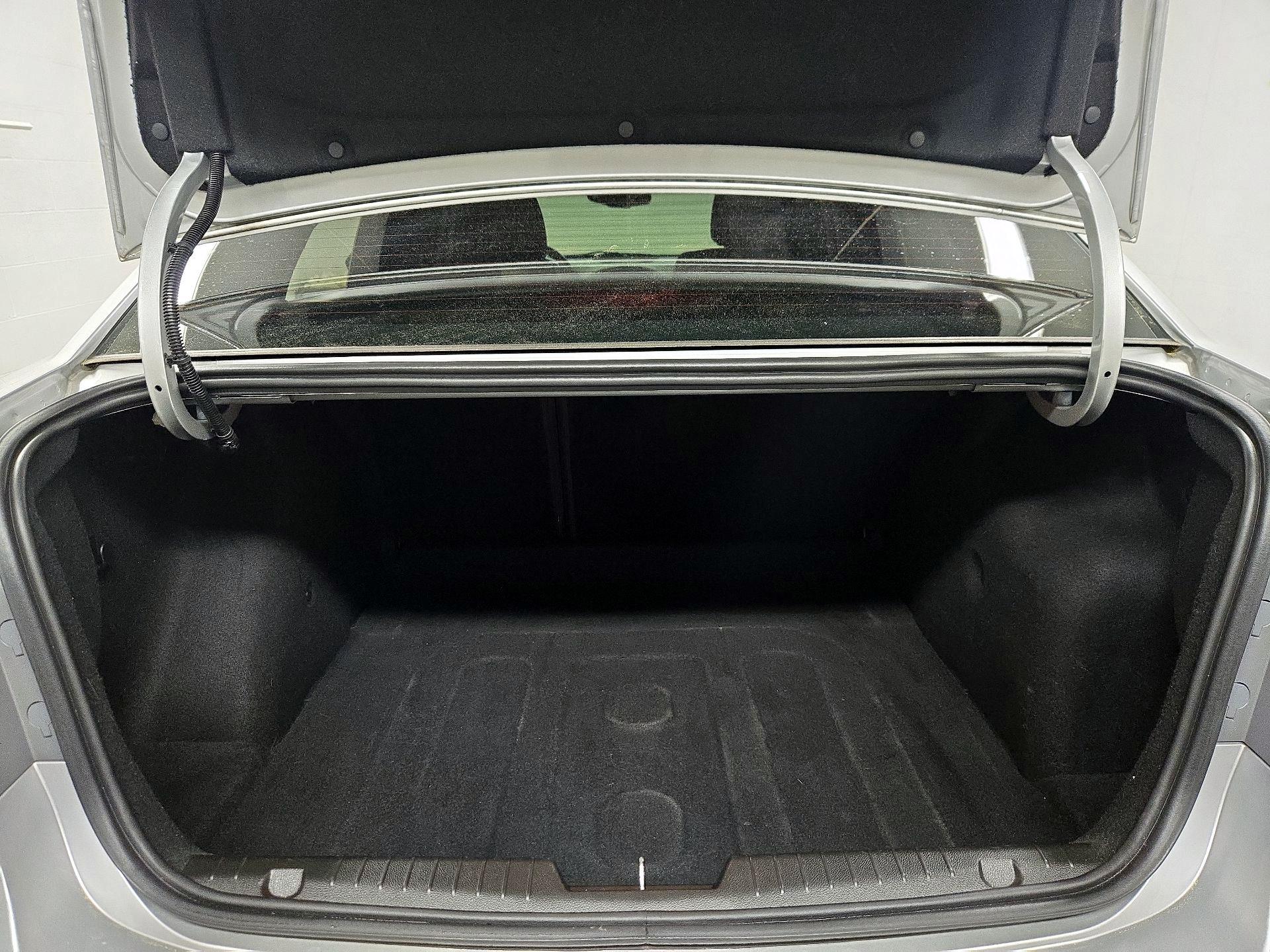 Thumbnail: 2015 Chevrolet Cruze - 19