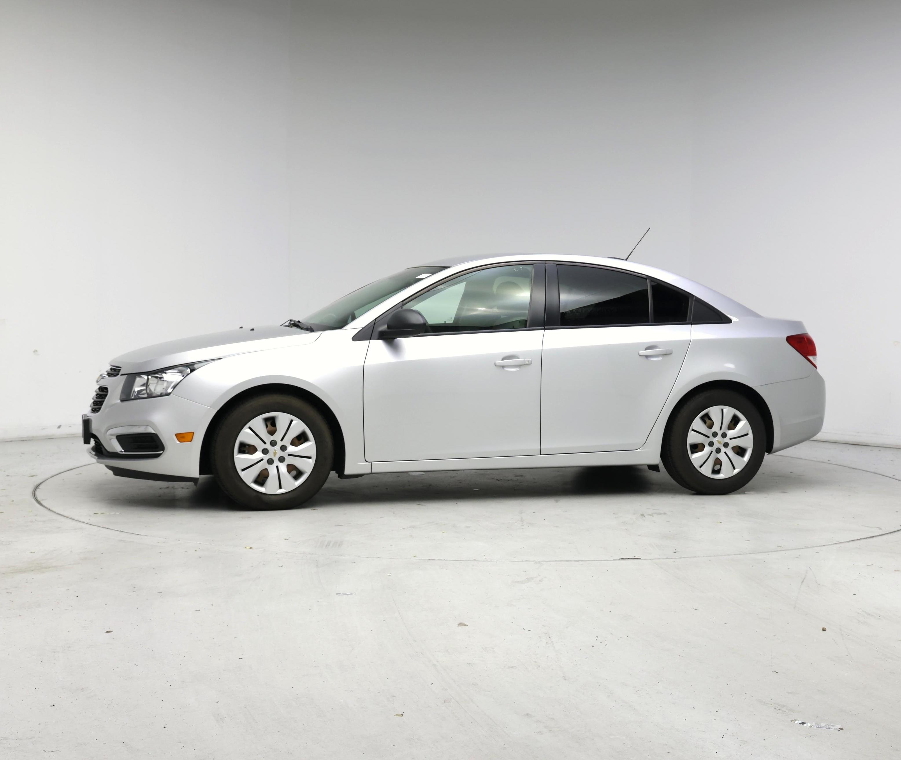 Thumbnail: 2015 Chevrolet Cruze - 3