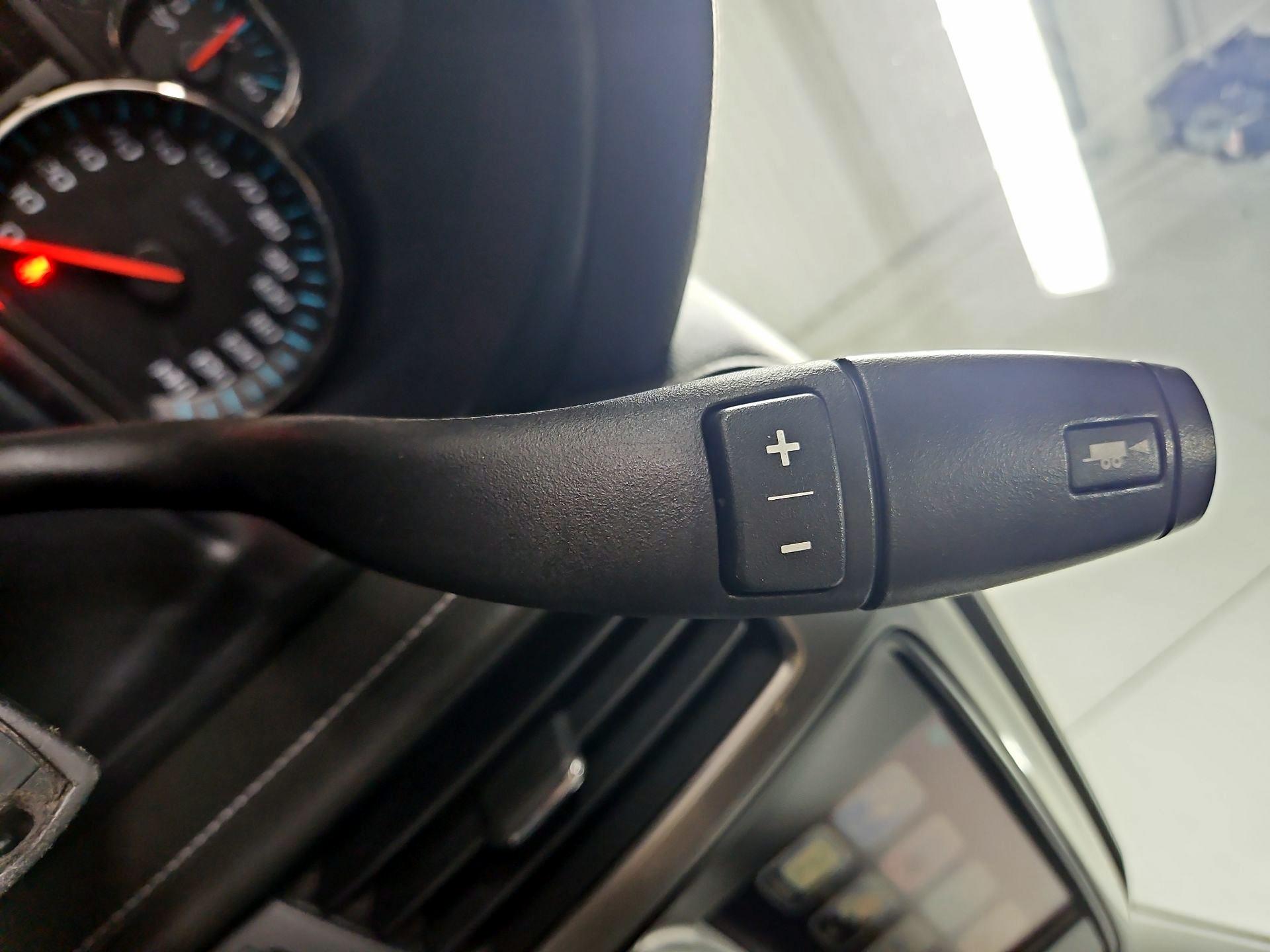 Thumbnail: 2015 Chevrolet Silverado 1500 - 17