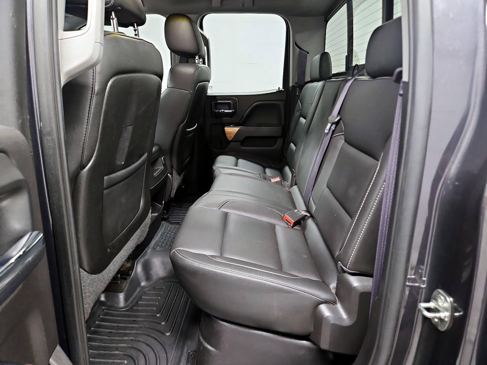 Thumbnail: 2015 Chevrolet Silverado 1500 - 19