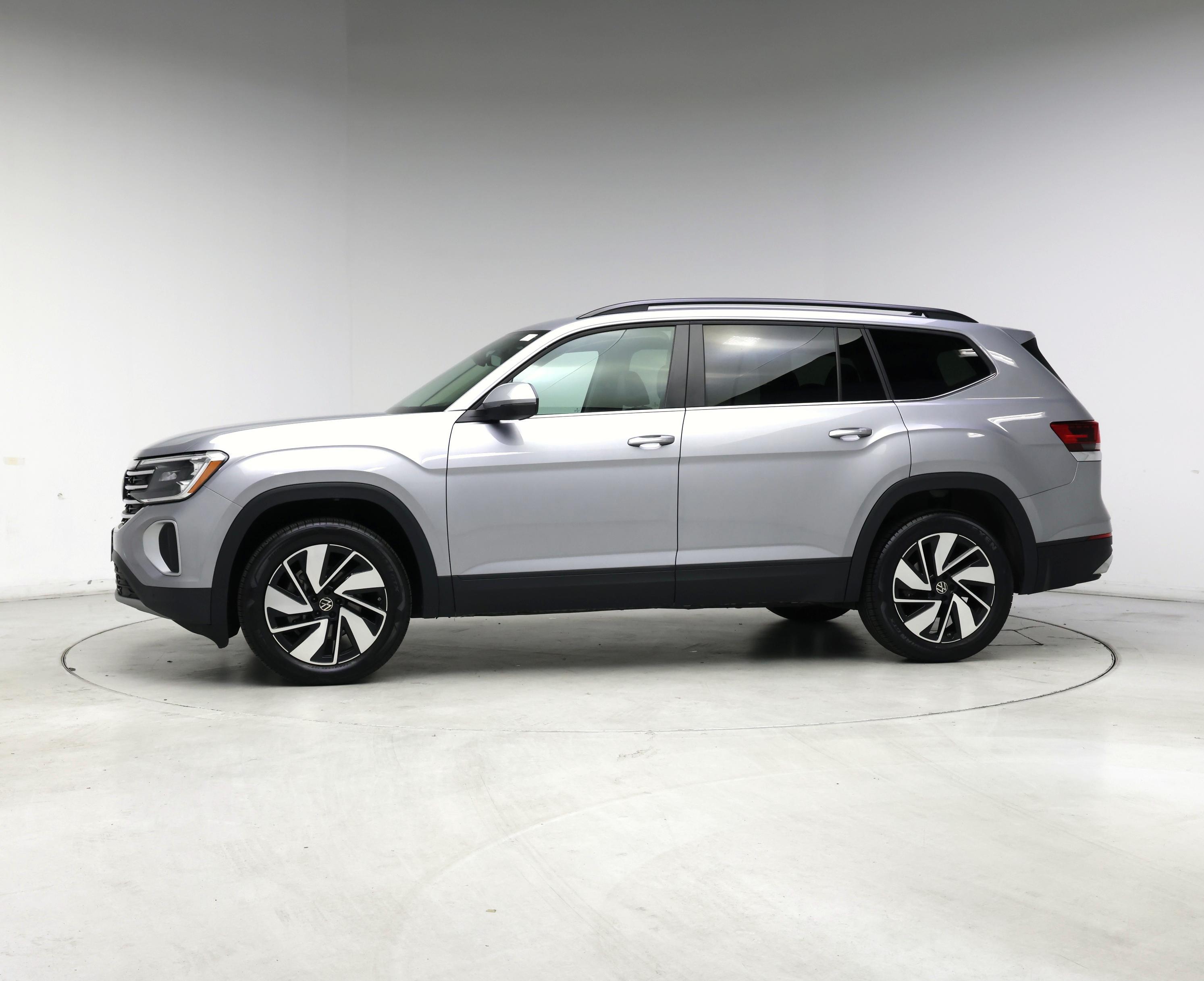 Thumbnail: 2024 Volkswagen Atlas - 3