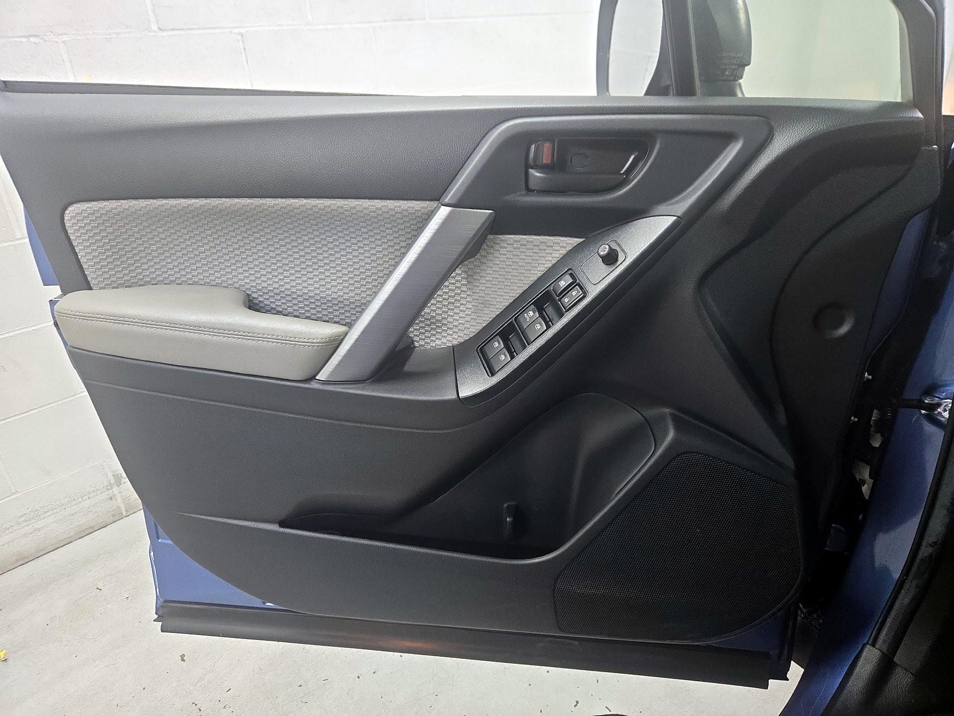 Thumbnail: 2018 Subaru Forester - 12