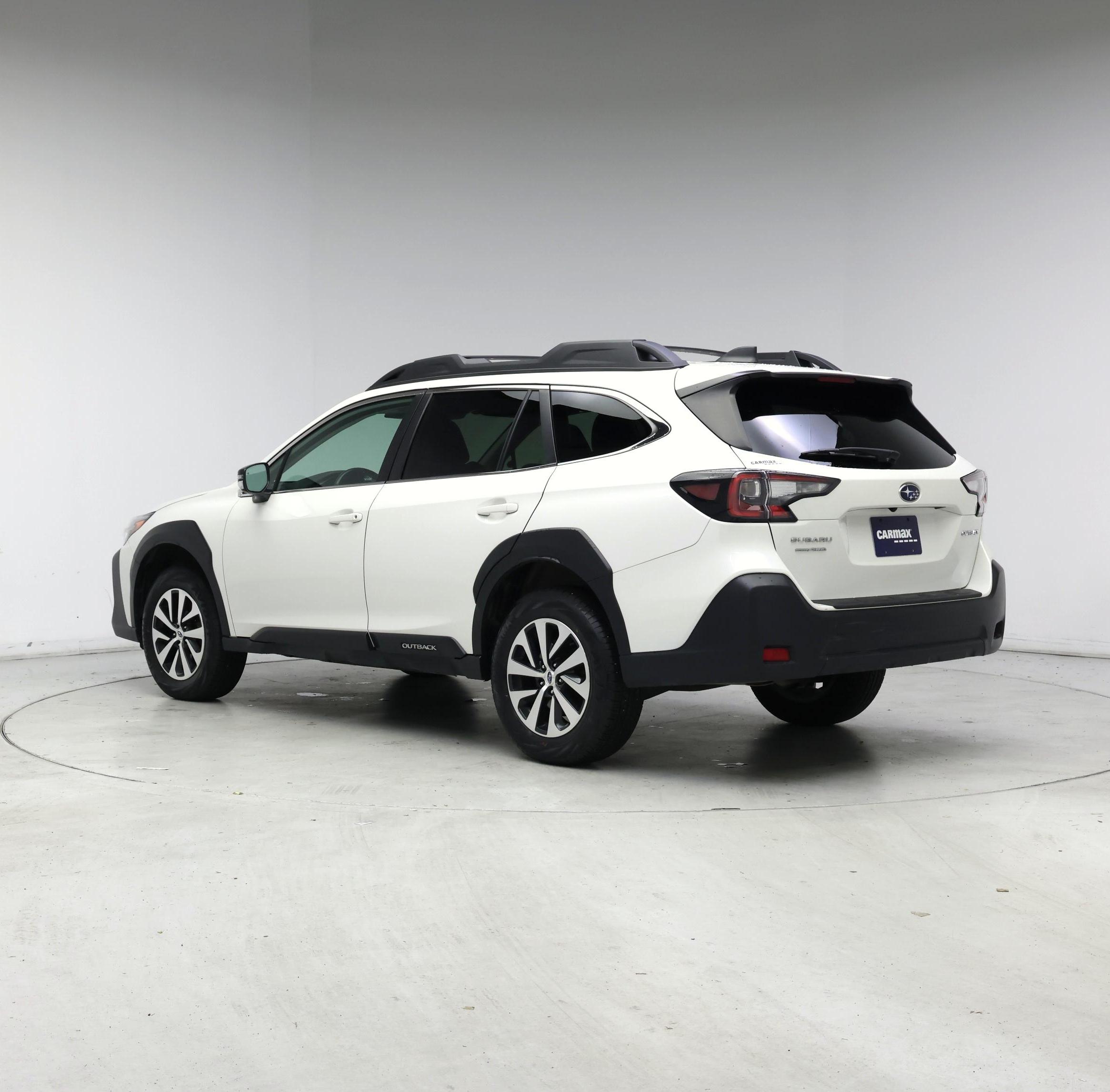 Thumbnail: 2023 Subaru Outback - 2