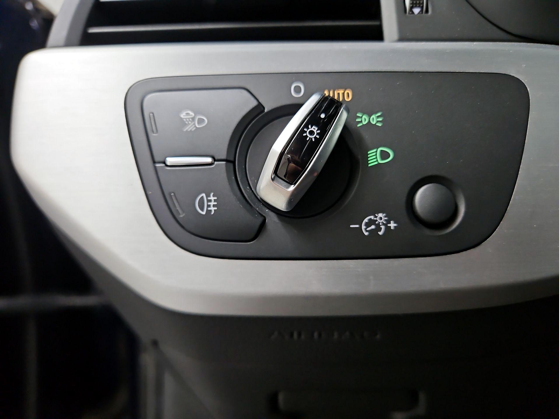 Thumbnail: 2018 Audi S4 - 13