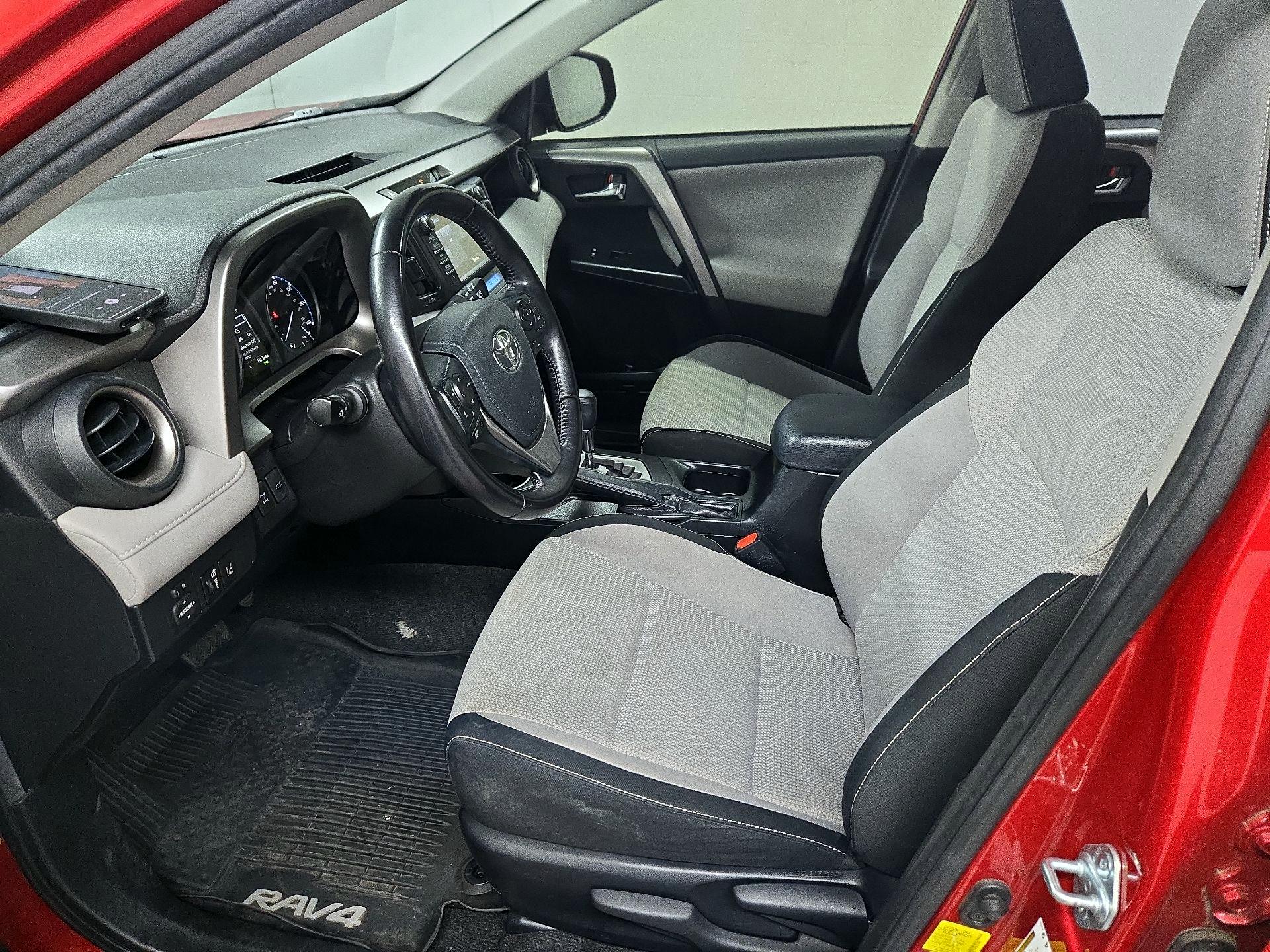 Thumbnail: 2017 Toyota RAV4 - 11