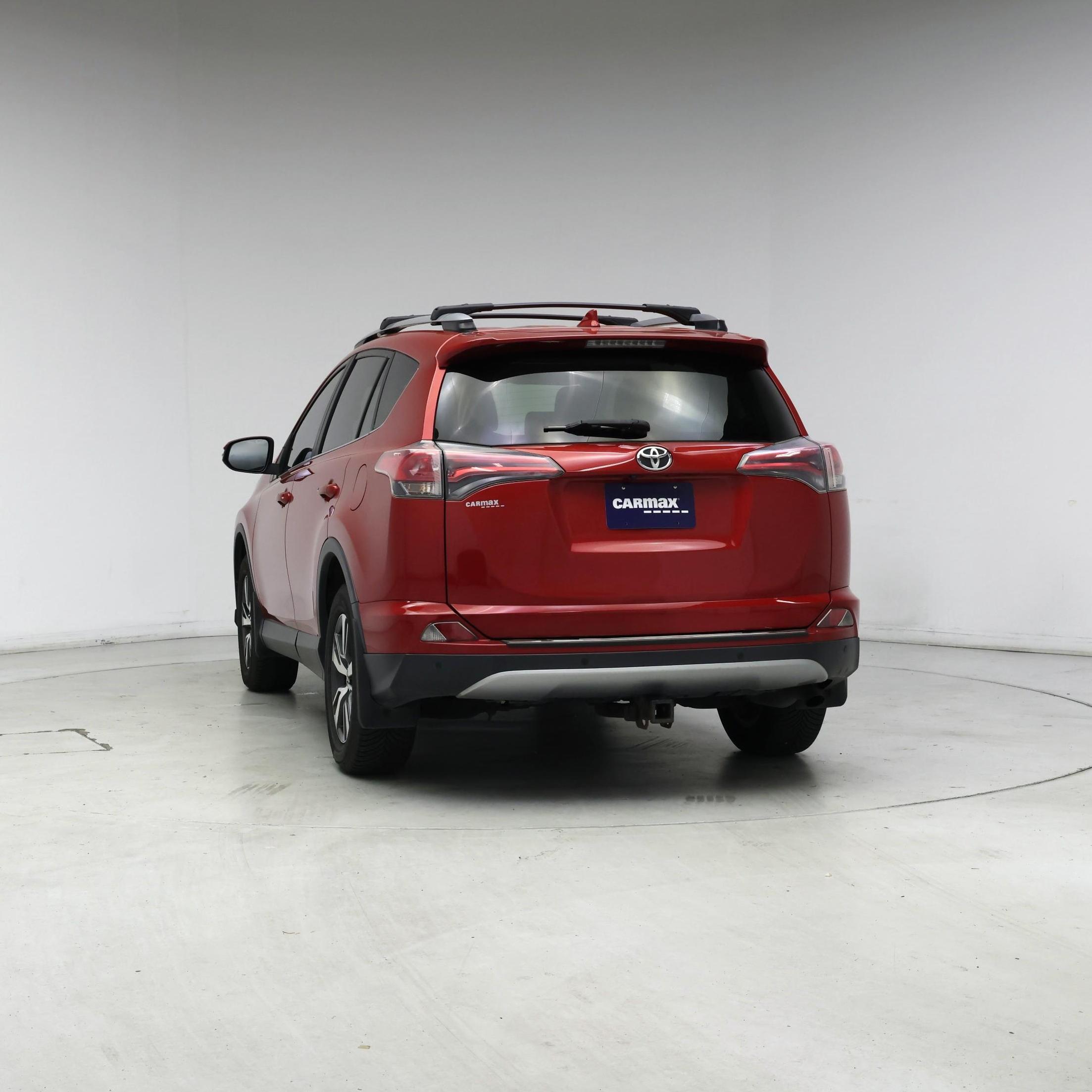 Thumbnail: 2017 Toyota RAV4 - 6