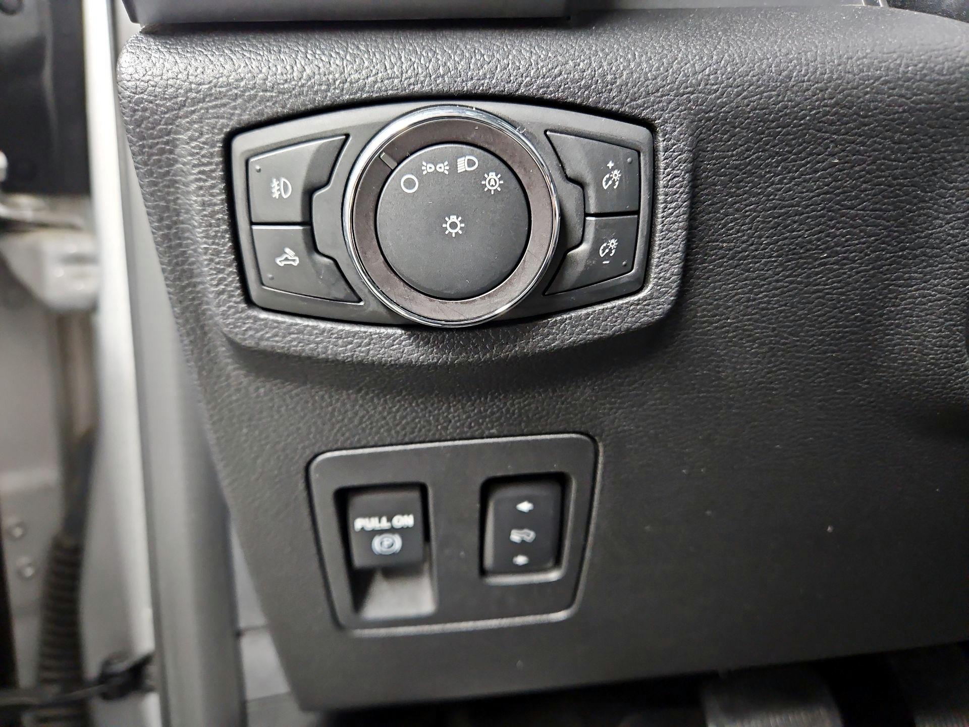 Thumbnail: 2019 Ford F-150 - 13