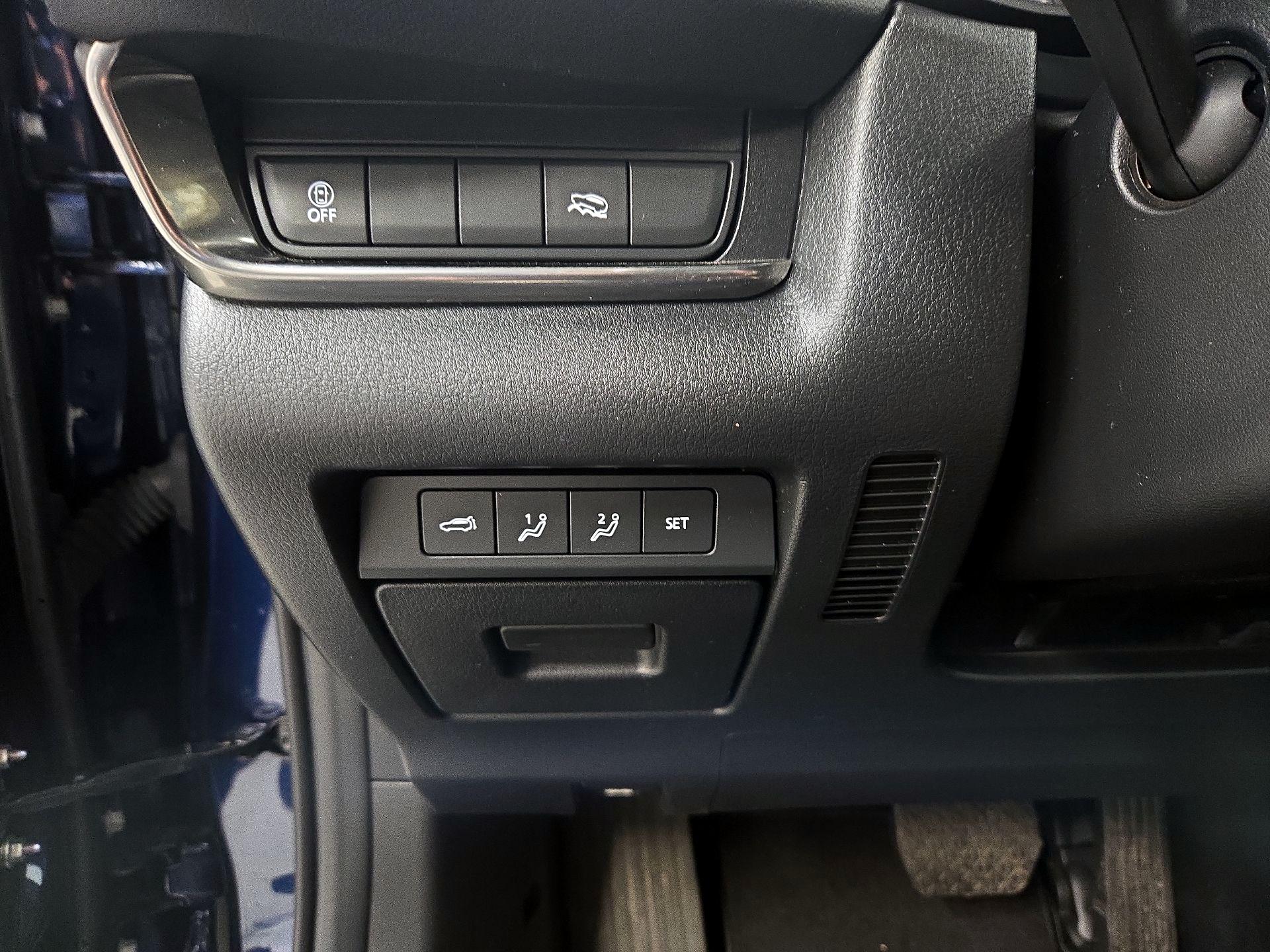 Thumbnail: 2023 Mazda CX-30 - 13